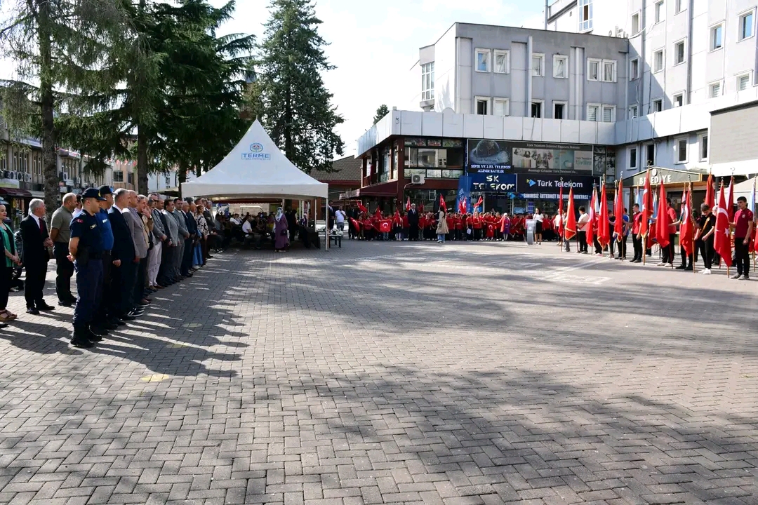 Terme'de İlköğretim Haftası İçin Tören Düzenlendi  - Görsel 1