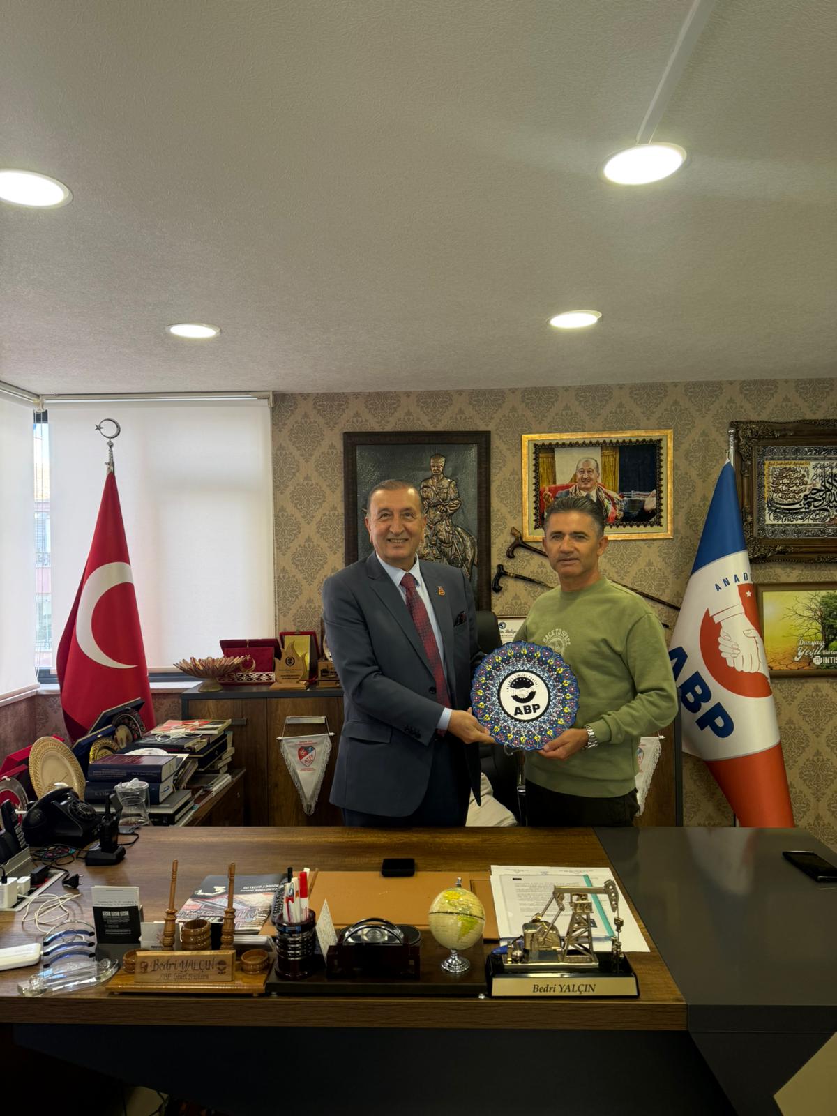 ABP Genel Merkezi’nde Duygu Yüklü Ziyaret - Görsel 1