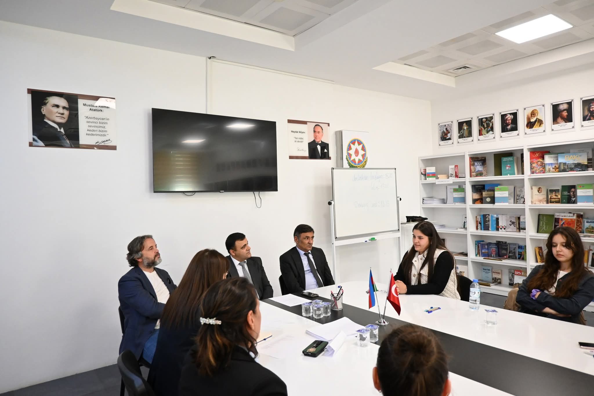 Türkiye’de Azerbaycan Türkcesi kurslarının ilk grupu mezun oldu - Görsel 2
