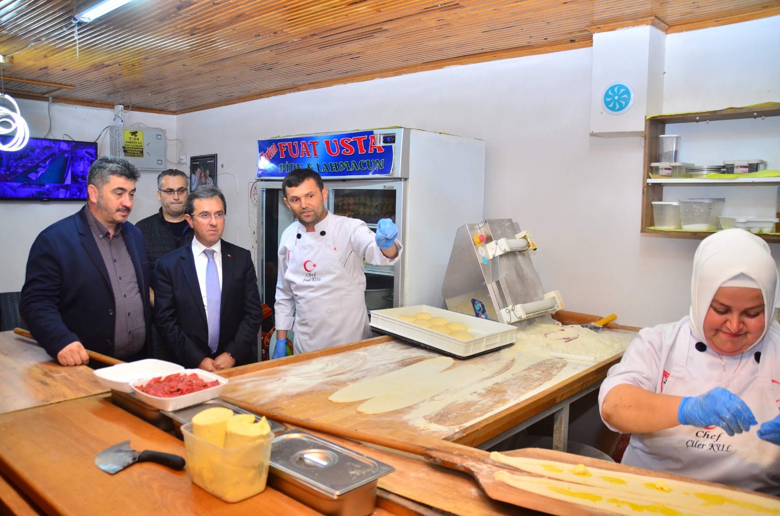 Terme’de 38. Ahilik Haftası kutlamalarında ustalara plaket, esnafa ahilik pilavı ikramı yapıldı - Görsel 4