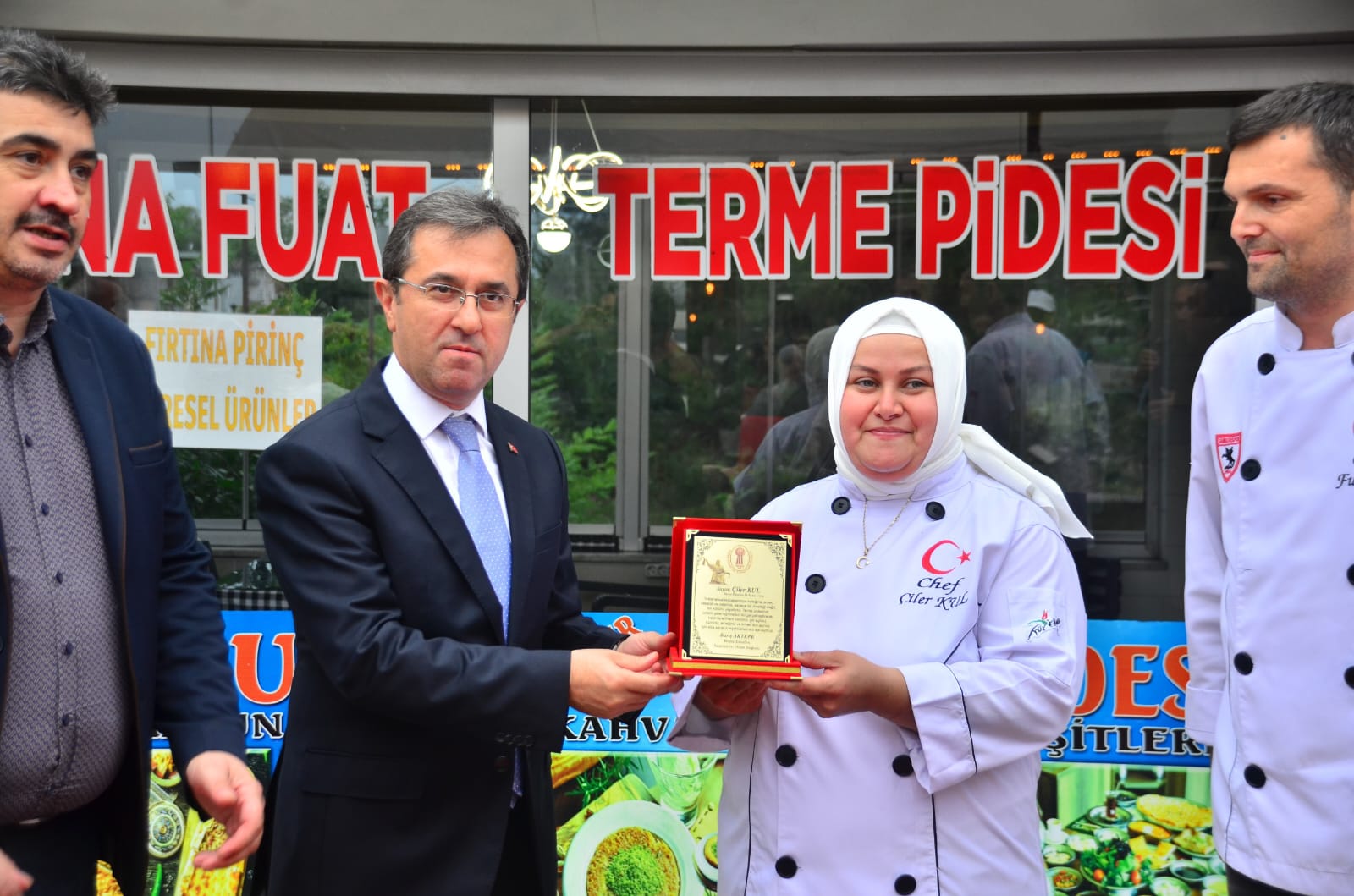Terme’de 38. Ahilik Haftası kutlamalarında ustalara plaket, esnafa ahilik pilavı ikramı yapıldı - Görsel 5
