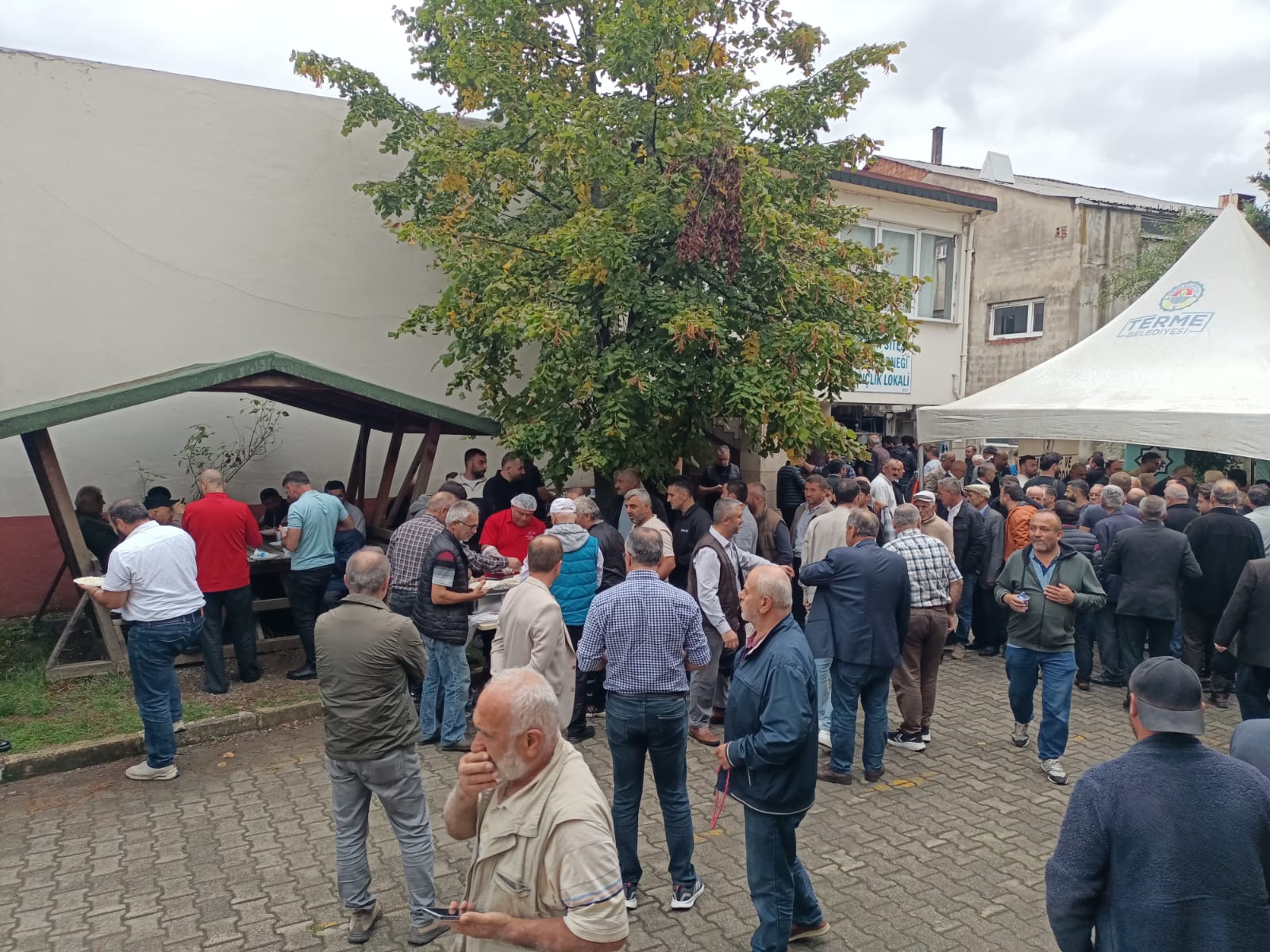Terme’de 38. Ahilik Haftası kutlamalarında ustalara plaket, esnafa ahilik pilavı ikramı yapıldı - Görsel 7