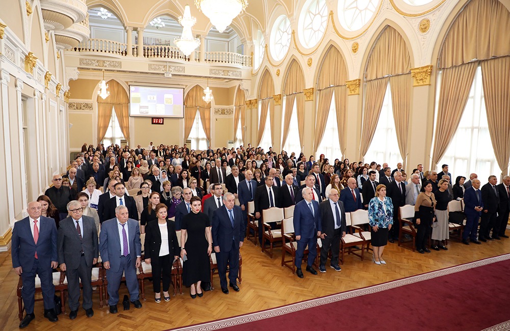Bakü'de Türk dünyası konferansı: 100 yıllık Türkoloji ilkeleri hedefe yürüyor - Görsel 3