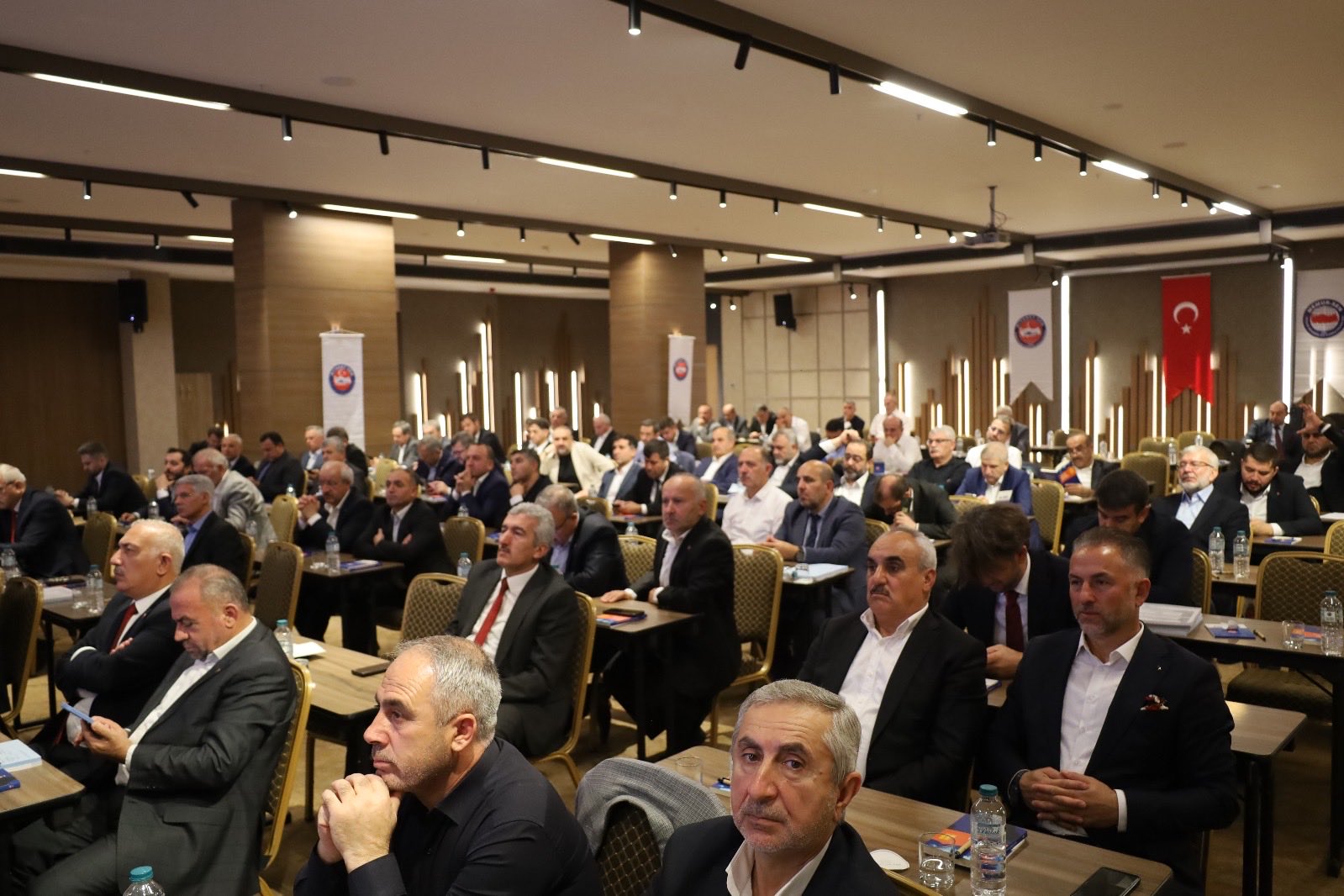 Ali Yıldız: “Diyanet-Sen olarak hem emeğin hem insanlığın yükünü omuzlamaya devam ediyoruz” - Görsel 7