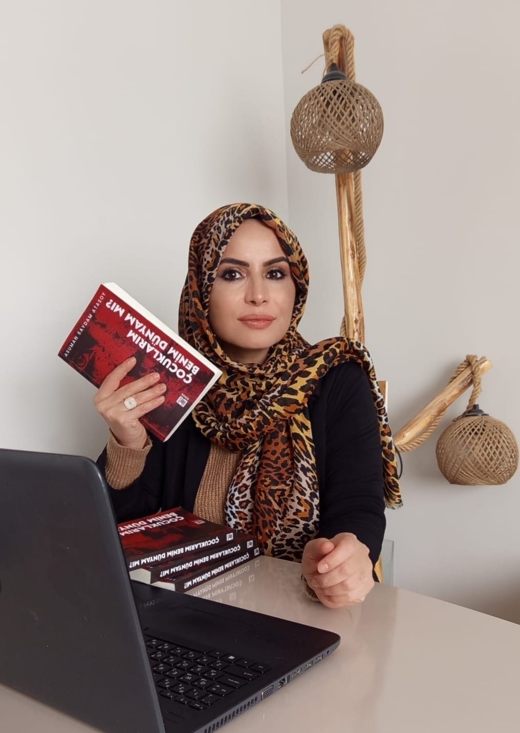 Yazar Asuman Saydam Atasoy ile;   “İşte hayat, İşte gerçekler”  - Görsel 2