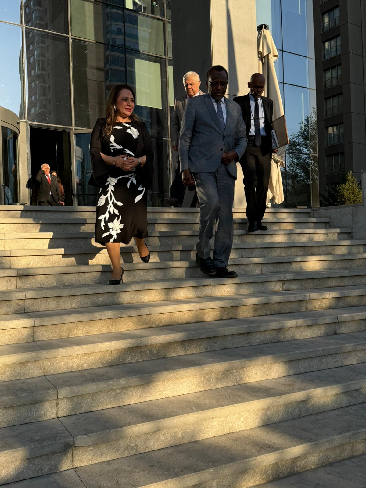 Türkiye–Sudan Sağlık Diplomasisinde Yeni Dönem: Bitkisel İlaçlar, Eğitim ve Ortak Yatırımlar Gündemde - Görsel 2