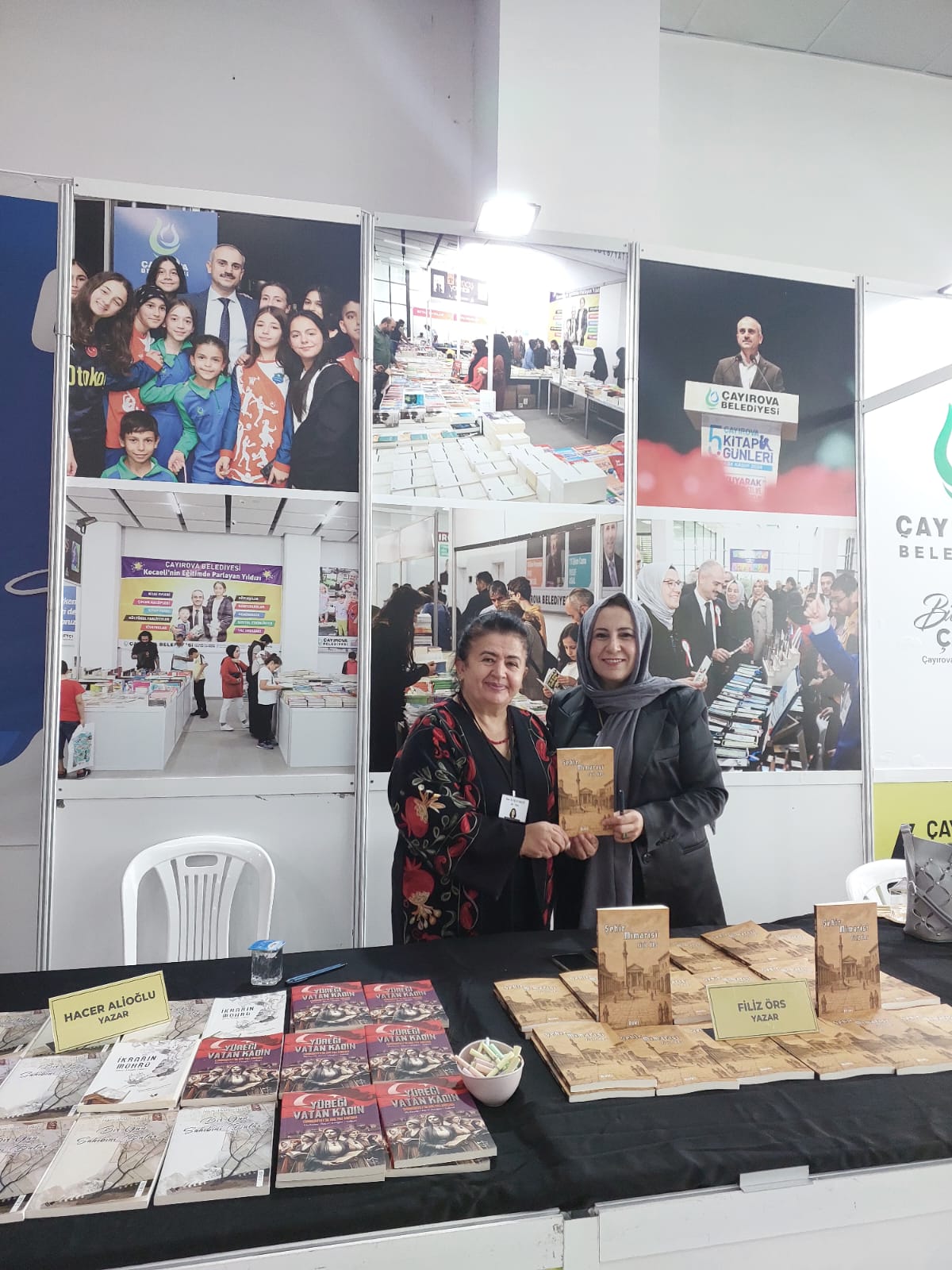 Filiz Örs, “Şehir Mimarisi” ile Çayırova’da Okurlarıyla Buluştu - Görsel 10