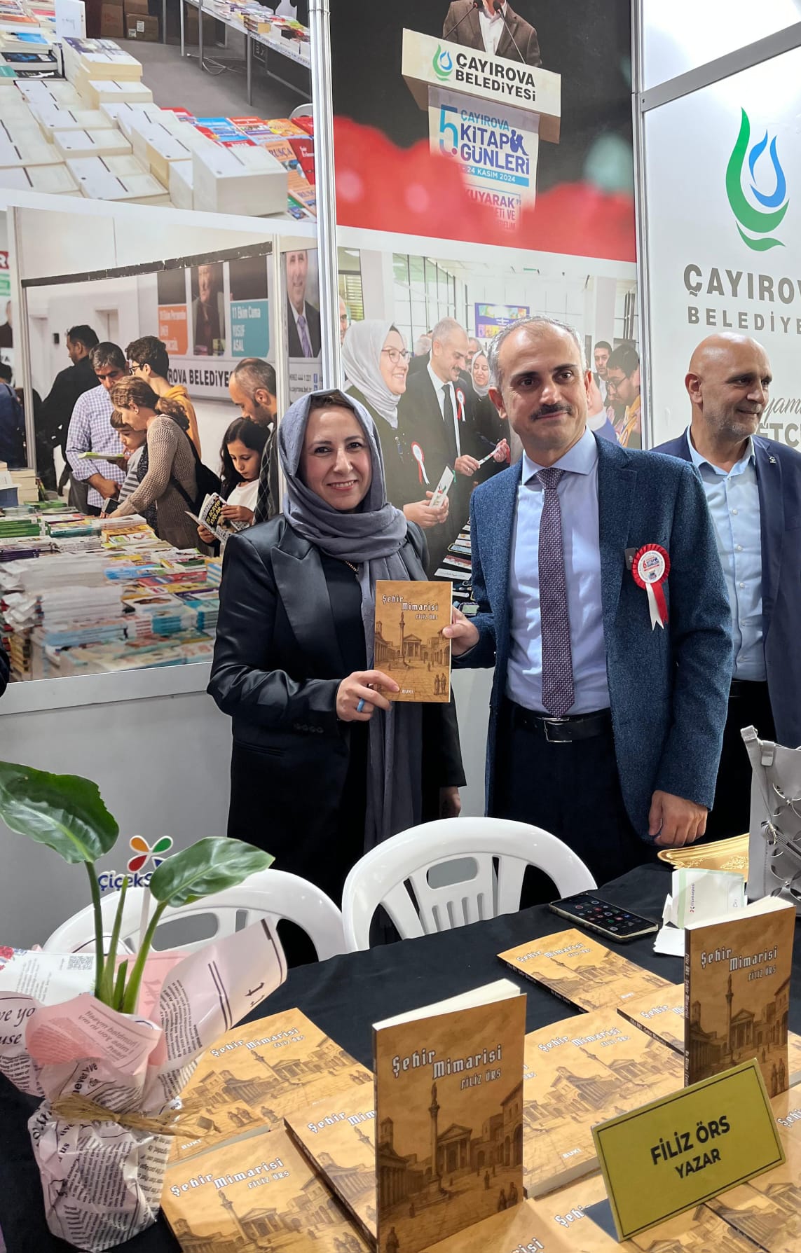 Filiz Örs, “Şehir Mimarisi” ile Çayırova’da Okurlarıyla Buluştu - Görsel 12