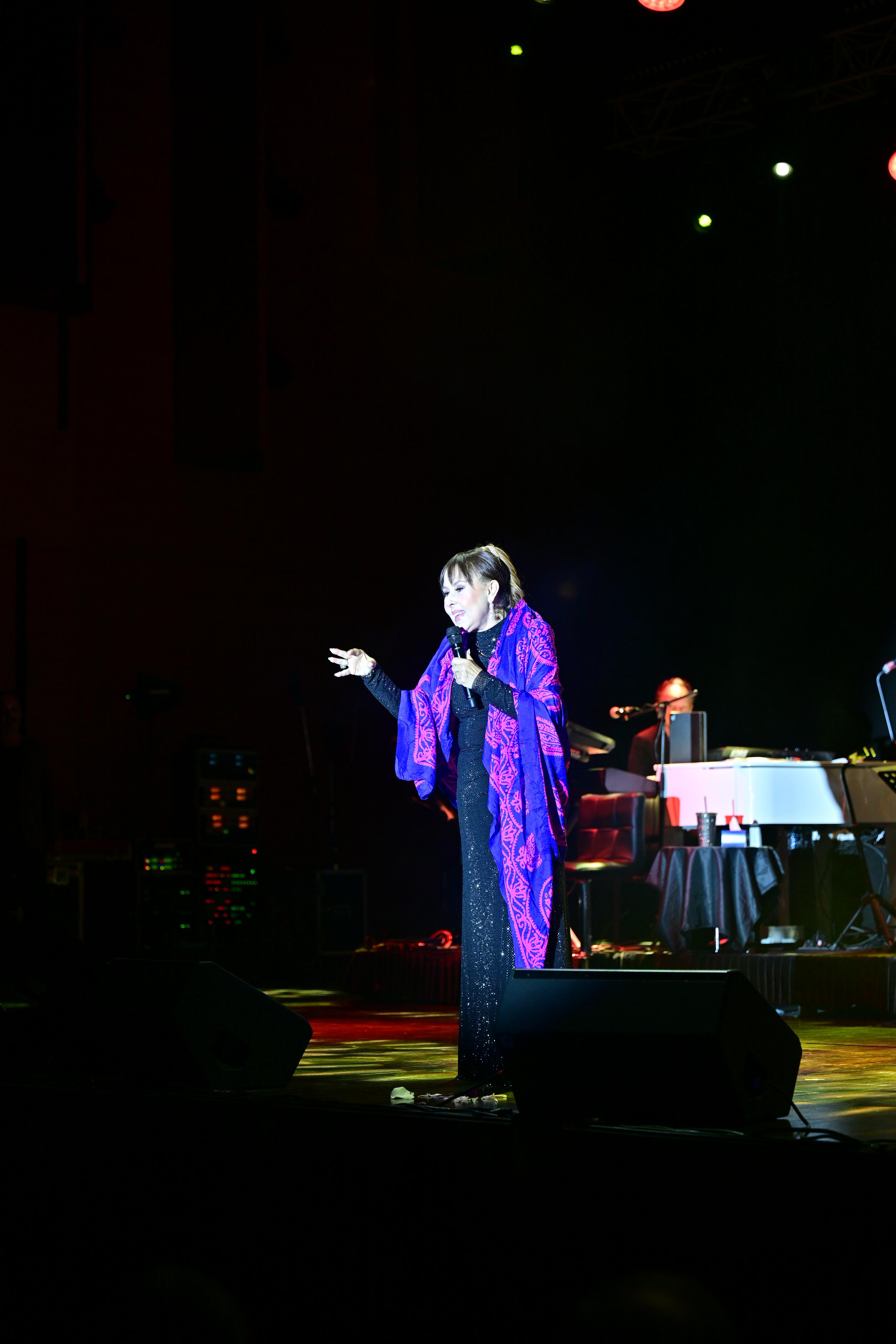 Eyyub Hüseynzadənin təşkilatçılığı ilə duyğu dolu Nilufər konserti  - Görsel 4