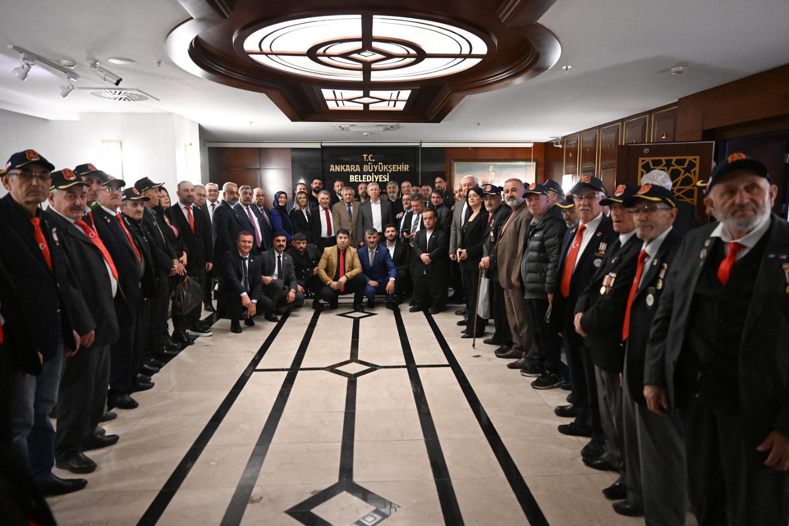 ANKARA’DA TARİHİ BULUŞMA: ABP’DEN MANSUR YAVAŞ’A TAM DESTEK MESAJI! - Görsel 16