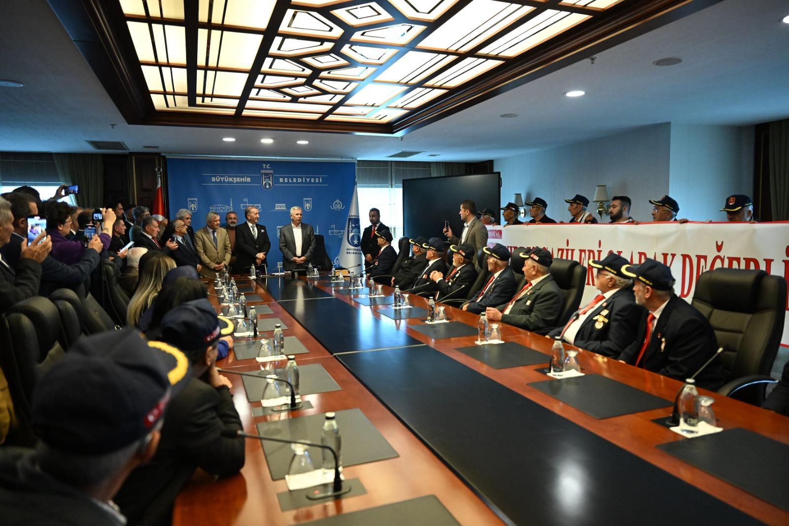 ANKARA’DA TARİHİ BULUŞMA: ABP’DEN MANSUR YAVAŞ’A TAM DESTEK MESAJI! - Görsel 19