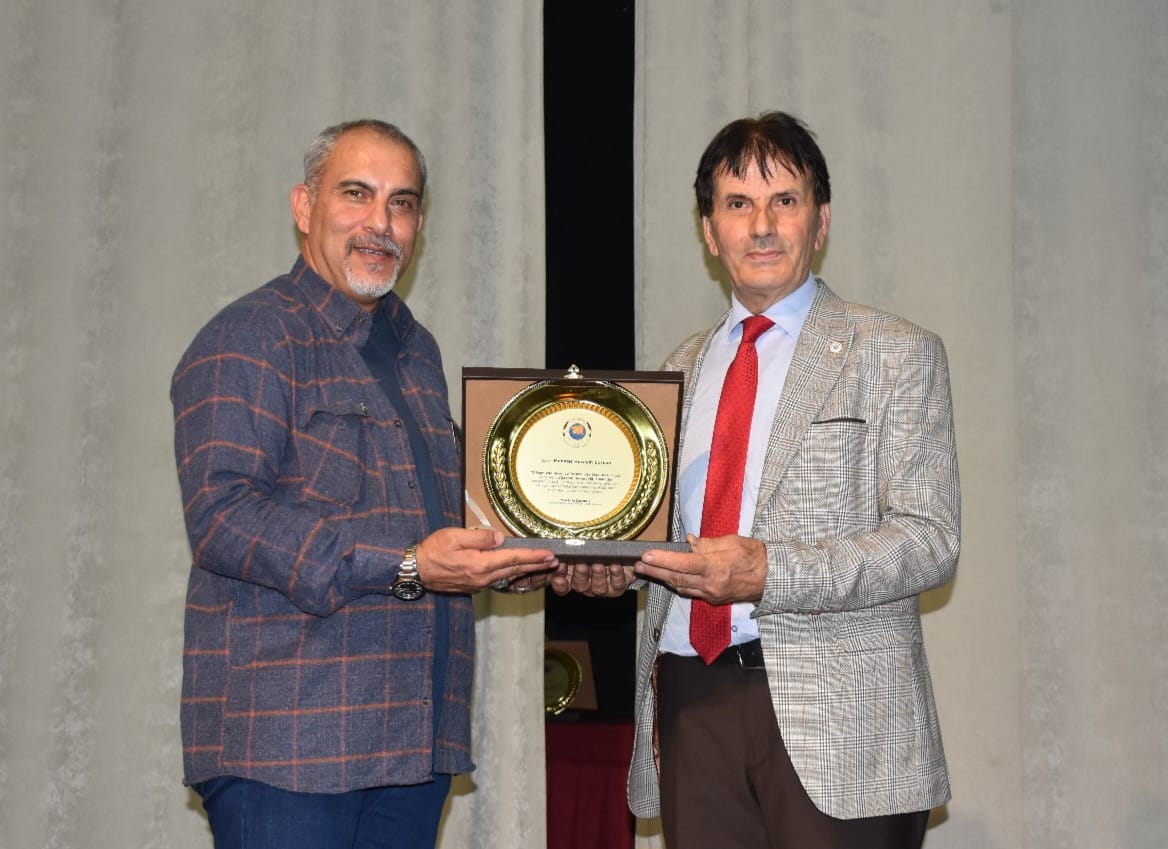 Gazeteciler ve Medyacılar Cemiyeti Hatay Başkanı Hüseyin Zorkun, Yılın En Başarılı Gazeteci Ödülünü Aldı - Görsel 2