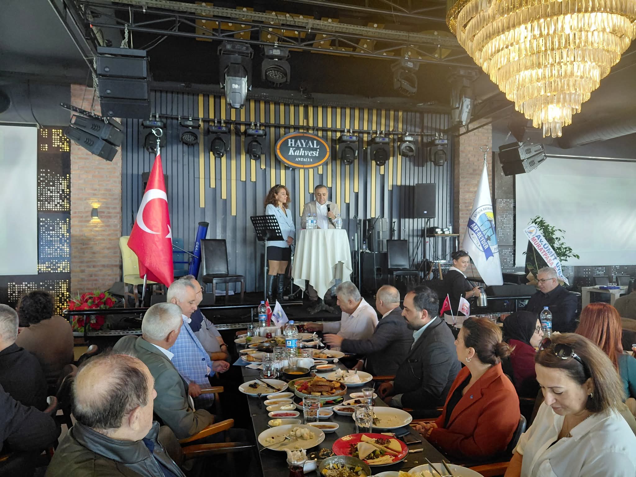 ANTALYA BATMANLILAR EĞİTİM VE YARDIMLAŞMA DERNEĞİ’NDEN BİRLİK VE DAYANIŞMAYI PEKİŞTİREN MUHTEŞEM KAHVALTI BULUŞMASI - Görsel 5