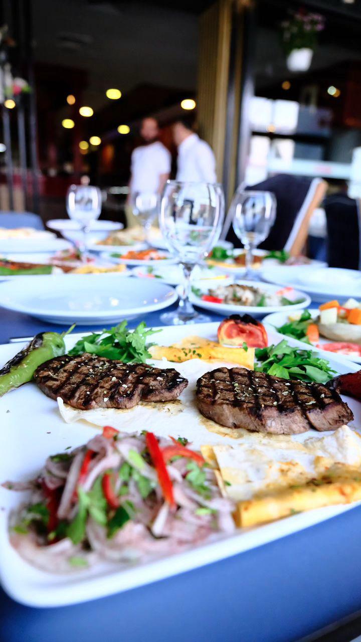 Beylikdüzü’nde Muhabbet Ocakbaşı Geleneksel Ocakbaşı Kültürünü Eğlence ve Zengin Menüyle Buluşturuyor - Görsel 4