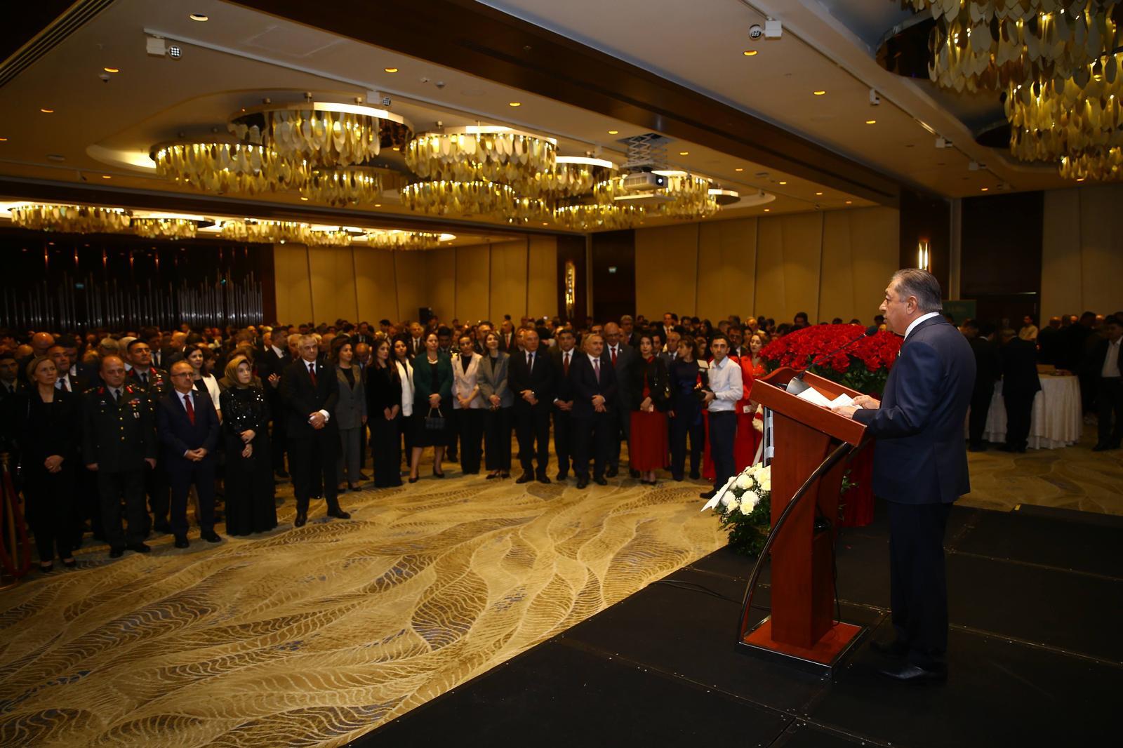 Bakü’de Düzenlenen Resepsiyonla Kuzey Kıbrıs Türk Cumhuriyeti’nin 42 Yılı Azerbaycan Temsilciliği Tarafından Kutlandı - Görsel 2