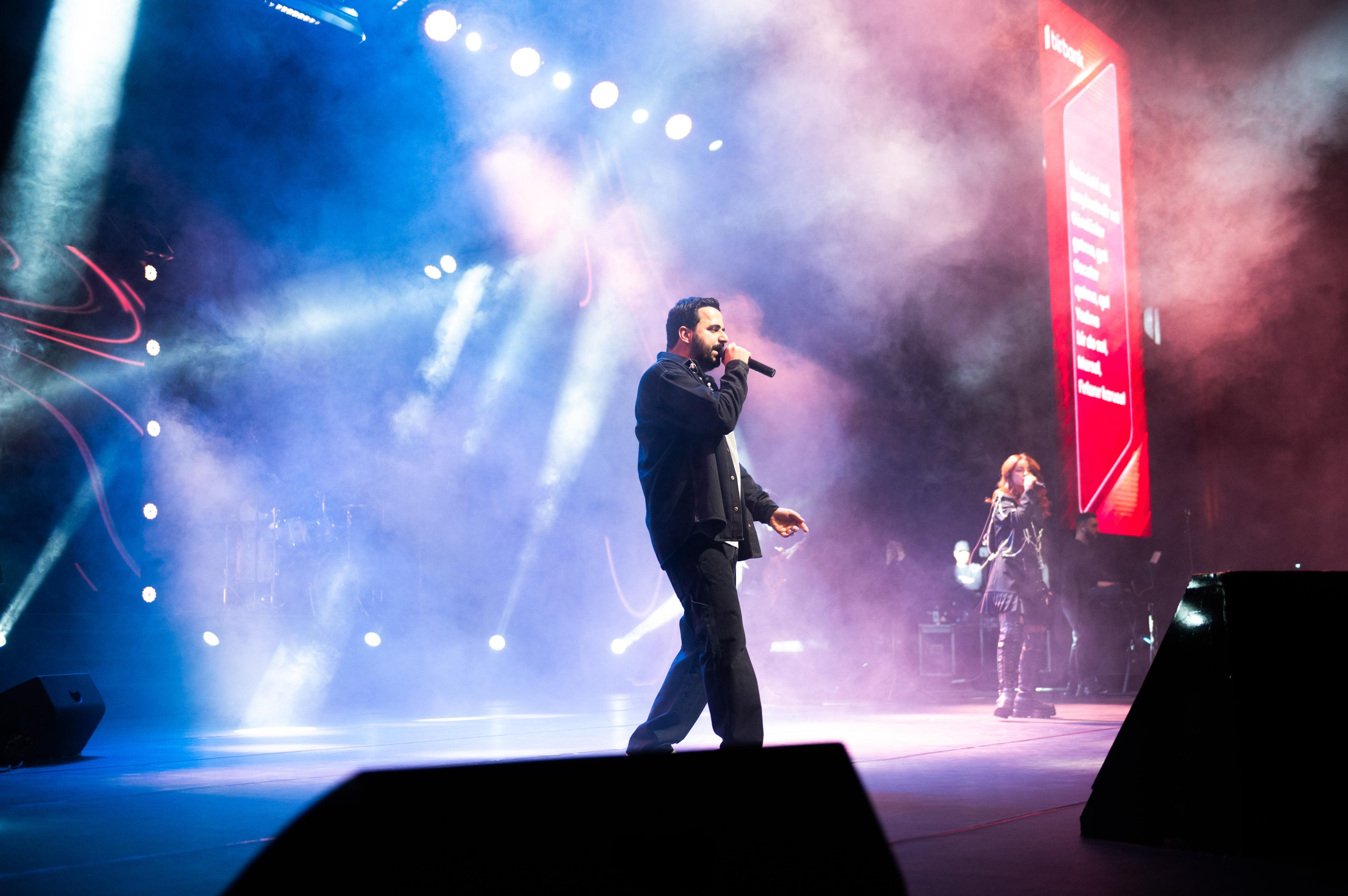 Orxan Zeynallı, ilk kez üç günlük büyük bir konser programı ile dinleyicilerin karşısına çıkacak - Görsel 8