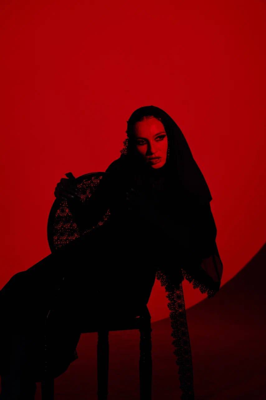 Dilara Kazımova “Mamma Mafia” imajıyla gündemi sarstı! - Görsel 2