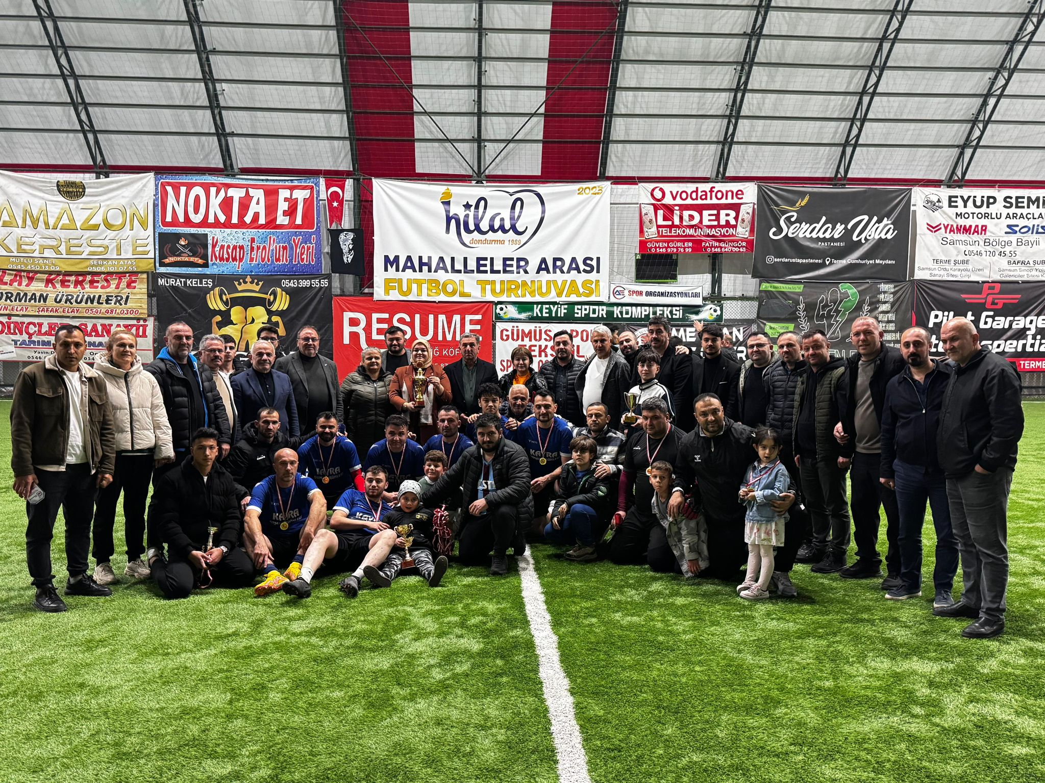 Futbol Turnuvası'nda Fenk Mahallesi 2025 Şampiyonu Oldu - Görsel 2