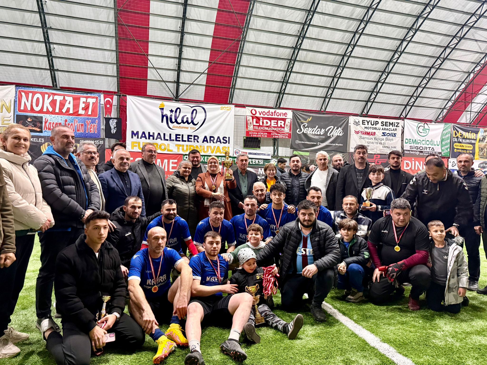 Futbol Turnuvası'nda Fenk Mahallesi 2025 Şampiyonu Oldu - Görsel 8