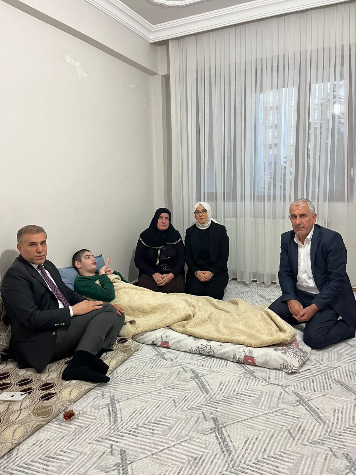 AK PARTİ'DEN DİYARBAKIR'IN KALBİ KAYAPINAR'DA TALEP VE ÇÖZÜM MASASI - Görsel 2