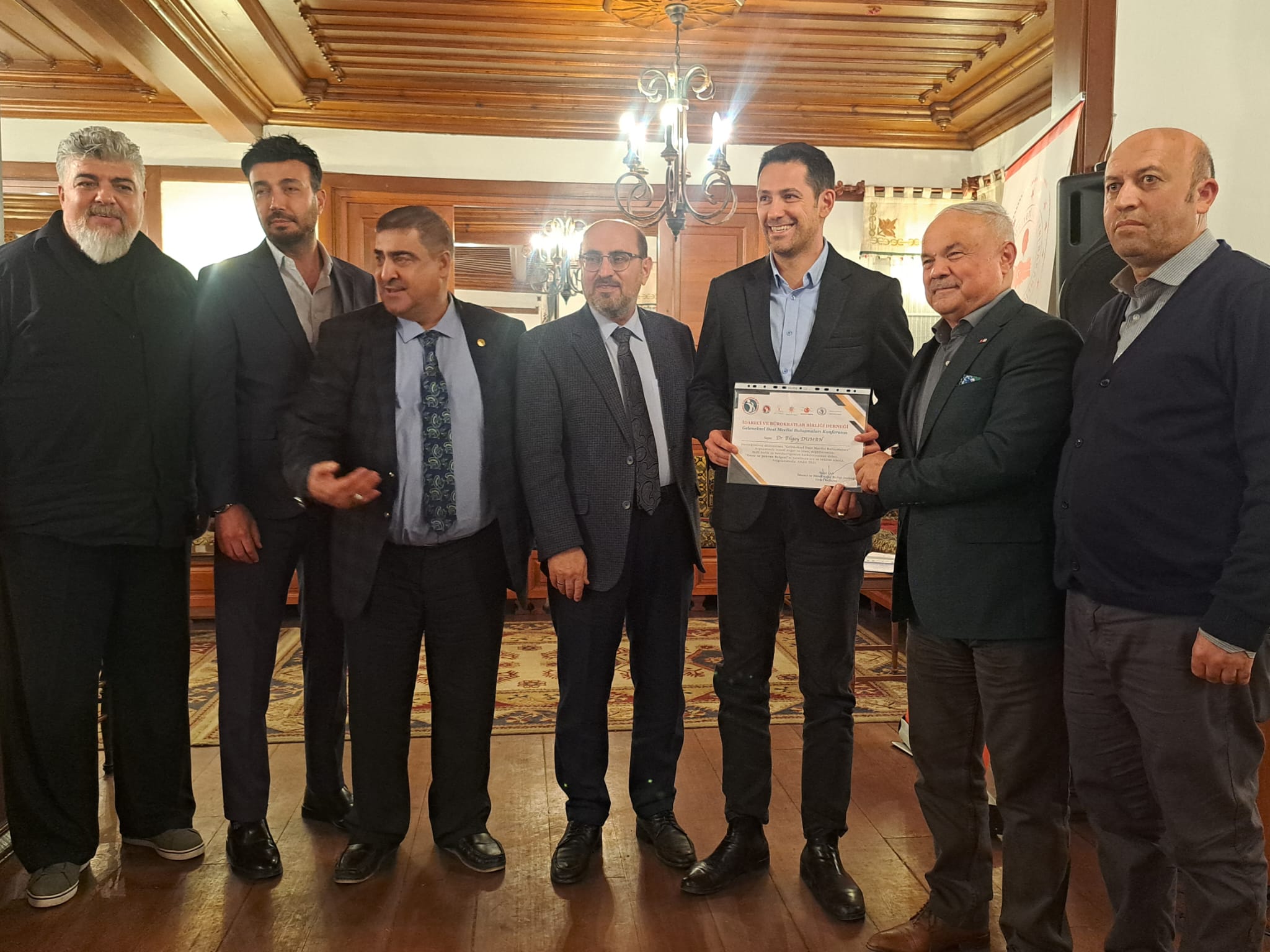 İDARECİ VE BÜROKRATLAR BİRLİĞİ DERNEĞİ GELENEKSEL DOST MECLİSİ BULUŞMALARI TERÖRSÜZ TÜRKİYE KONUSUYLA DEVAM EDİYOR  - Görsel 8