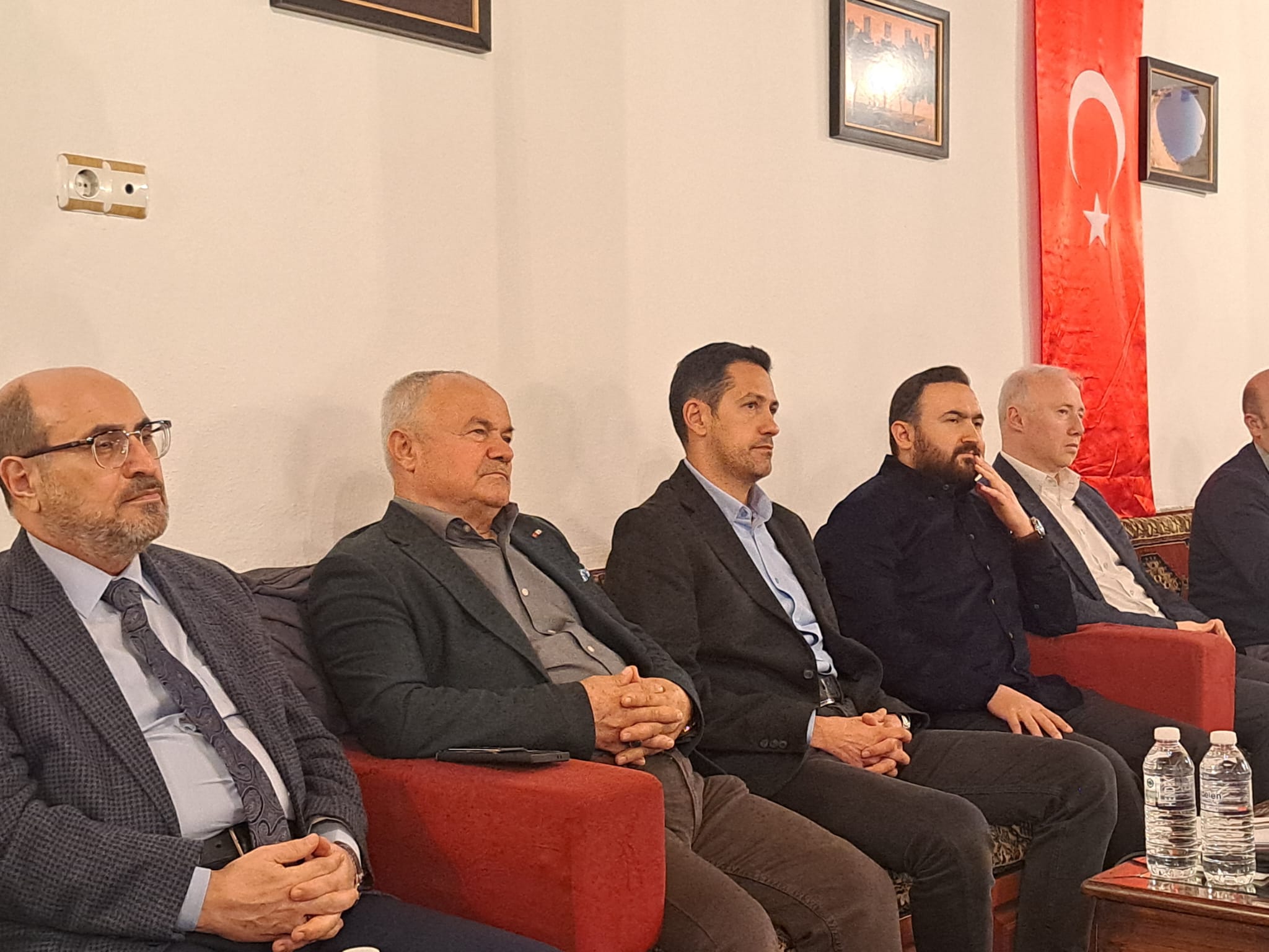 İDARECİ VE BÜROKRATLAR BİRLİĞİ DERNEĞİ GELENEKSEL DOST MECLİSİ BULUŞMALARI TERÖRSÜZ TÜRKİYE KONUSUYLA DEVAM EDİYOR  - Görsel 12