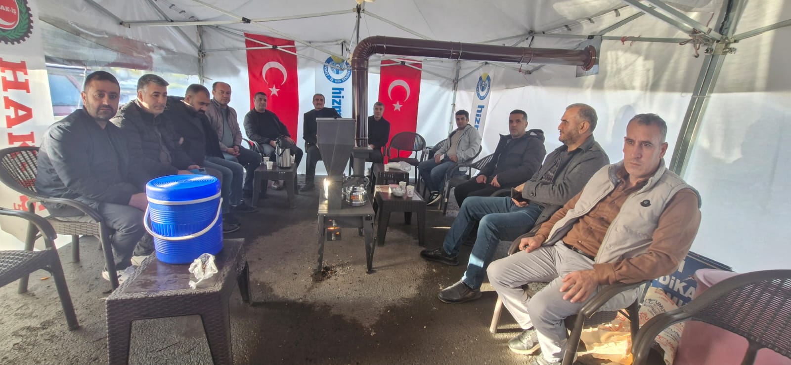 PALETLİ SOBANIN ÖNÜNDA ADALET ARAYIŞI  - Görsel 4