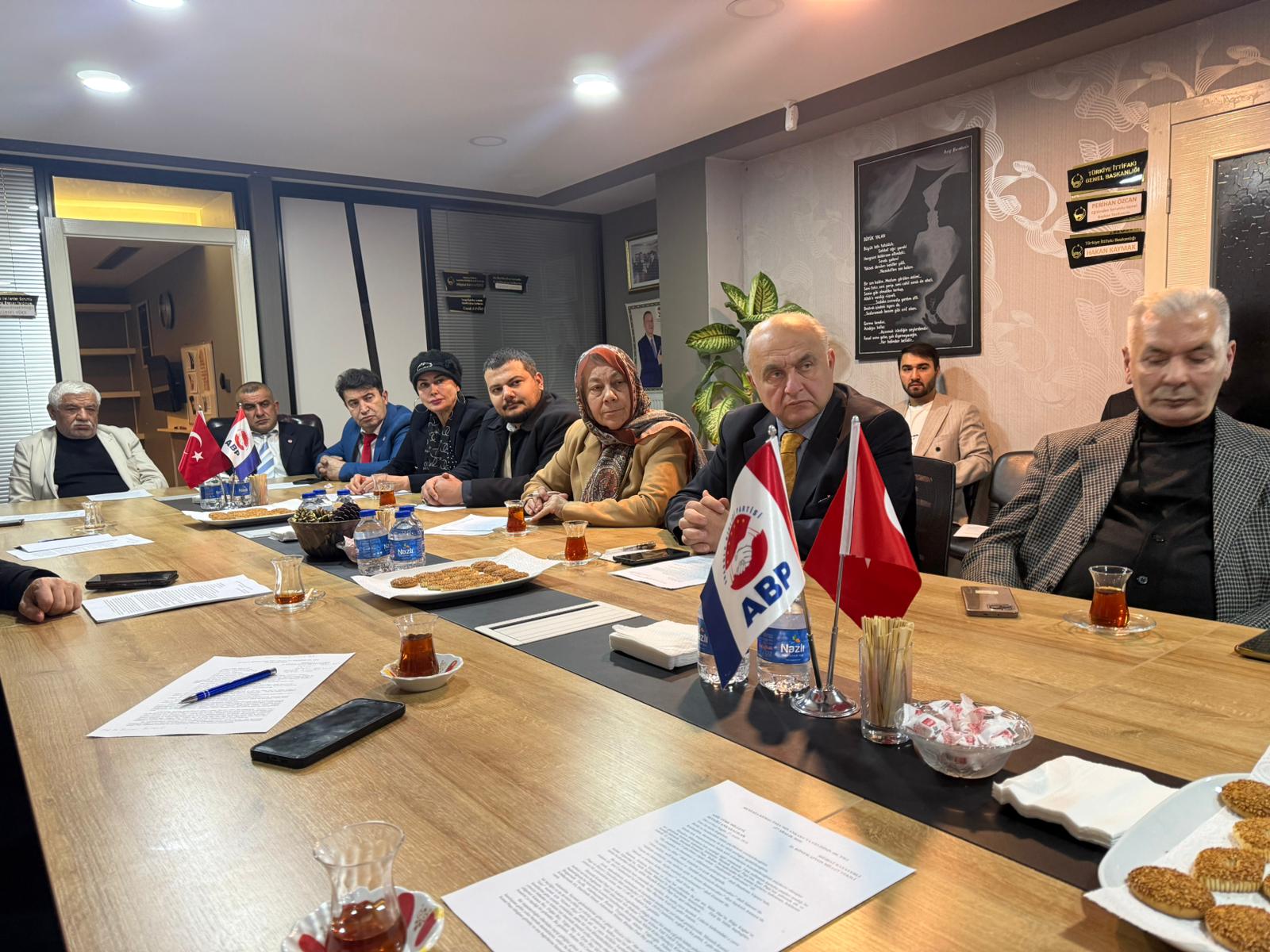 ABP Genel Merkezi’nde Anlamlı Buluşma: Prof. Dr. Duran Bülbül Konuk Oldu - Görsel 5