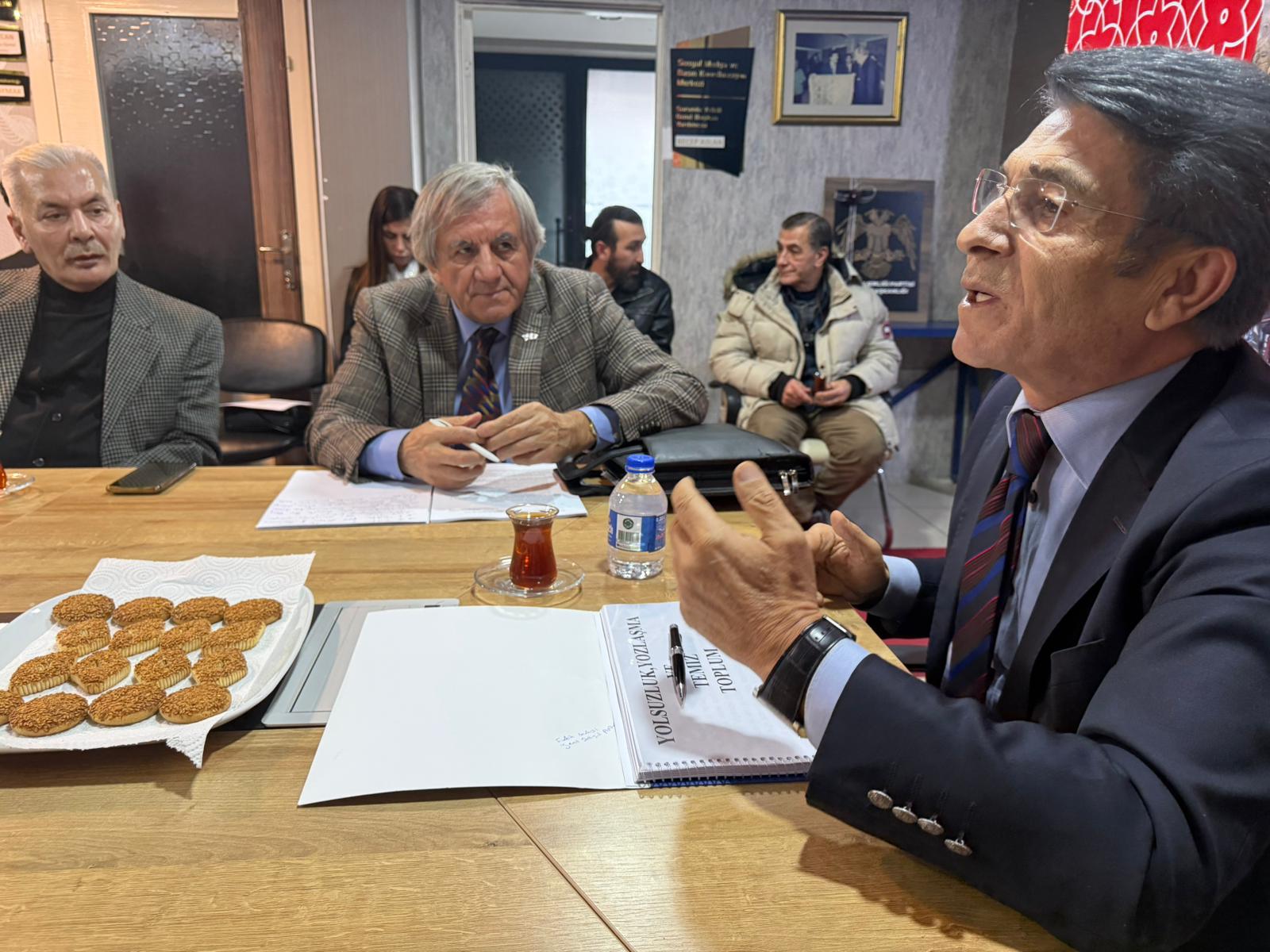 ABP Genel Merkezi’nde Anlamlı Buluşma: Prof. Dr. Duran Bülbül Konuk Oldu - Görsel 13