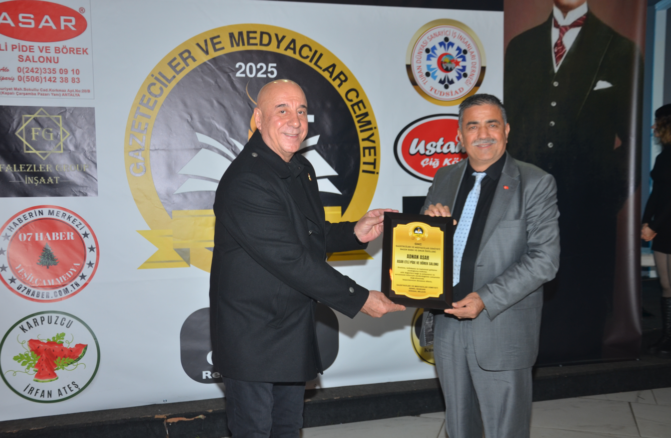 GAZETECİLER VE MEDYACILAR CEMİYETİ’NDEN VEFA GECESİ - Görsel 2