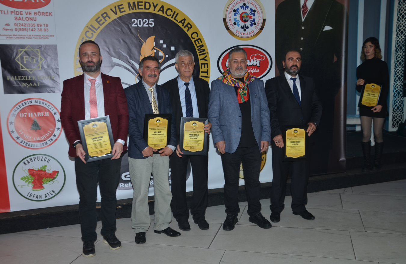 GAZETECİLER VE MEDYACILAR CEMİYETİ’NDEN VEFA GECESİ - Görsel 12