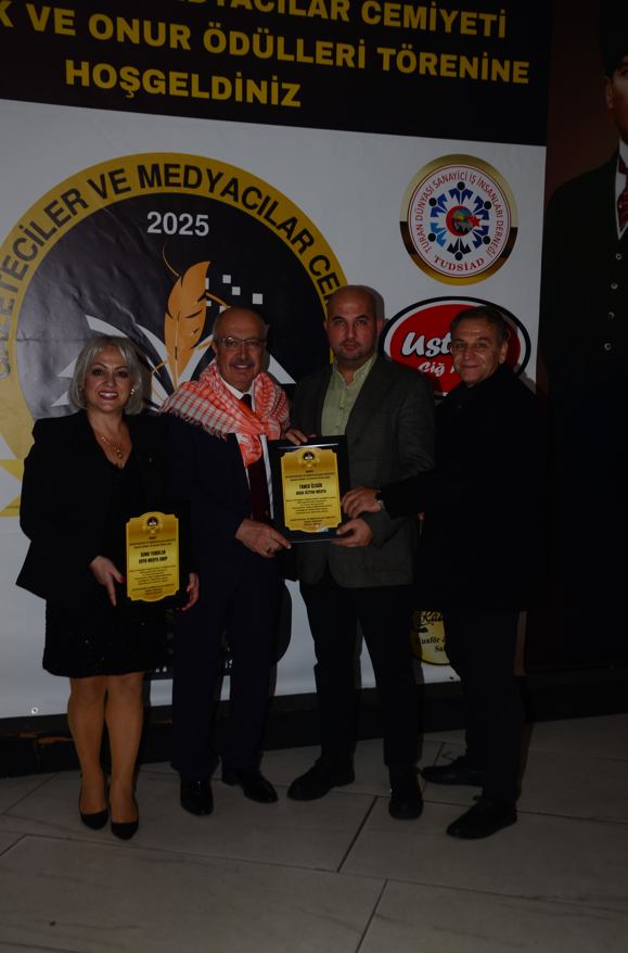 GAZETECİLER VE MEDYACILAR CEMİYETİ’NDEN VEFA GECESİ - Görsel 49