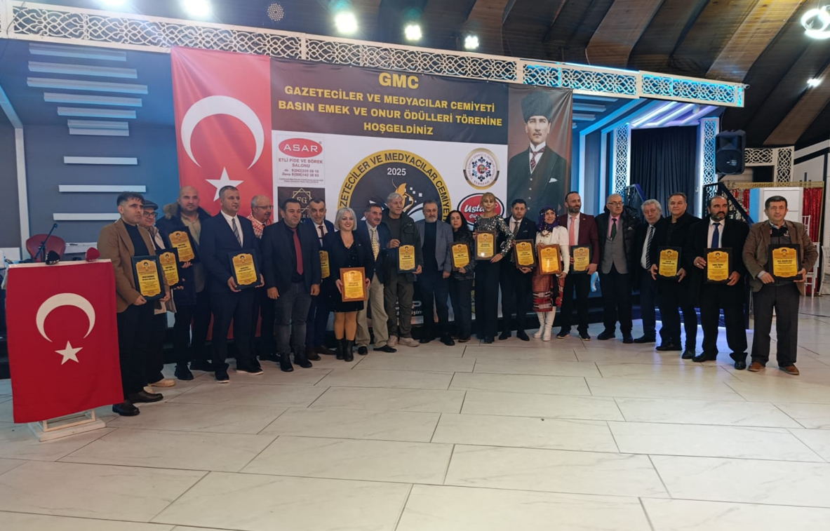 GAZETECİLER VE MEDYACILAR CEMİYETİ’NDEN VEFA GECESİ - Görsel 52