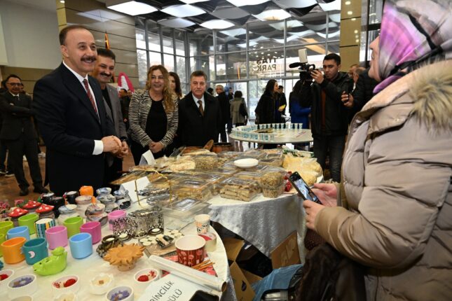 Isparta Valisi Abdullah Erin: “Üretenin, istihdam sağlayanın, alın teri dökenin her zaman yanındayız” - Görsel 5