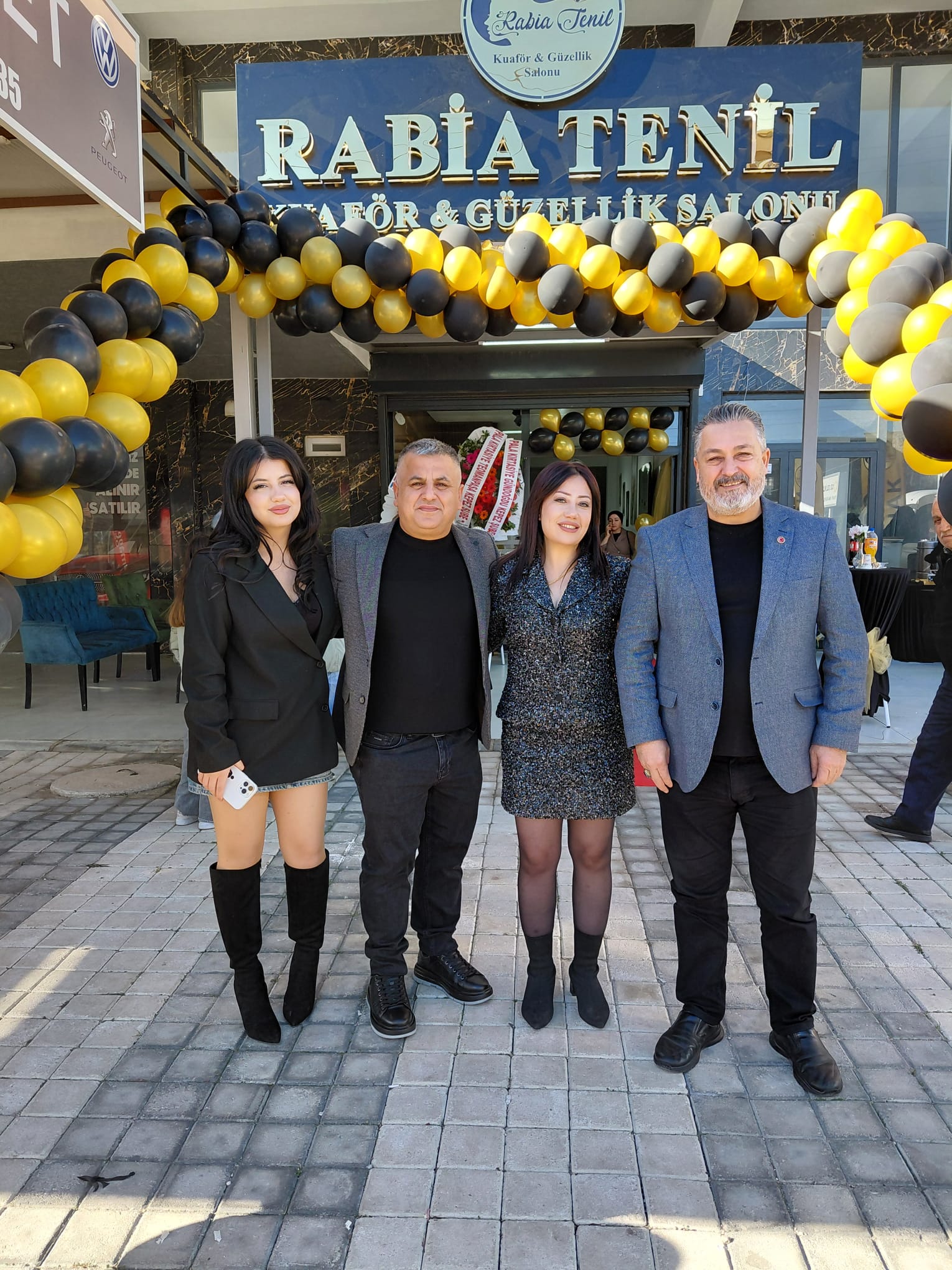 RABİA TENİL GÜZELLİK VE KUAFÖR SALONU KEPEZ’DE İKİNCİ ŞUBESİNİ GÖRKEMLİ BİR AÇILIŞLA HİZMETE SUNDU - Görsel 2