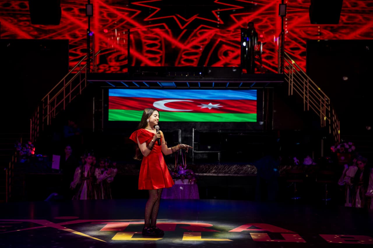 Bakü Çocuk ve Gençlik Yaratıcılık Merkezi'nin 25. Yıl Dönümü Muhteşem Bir Akşamla Kutlandı - Görsel 4