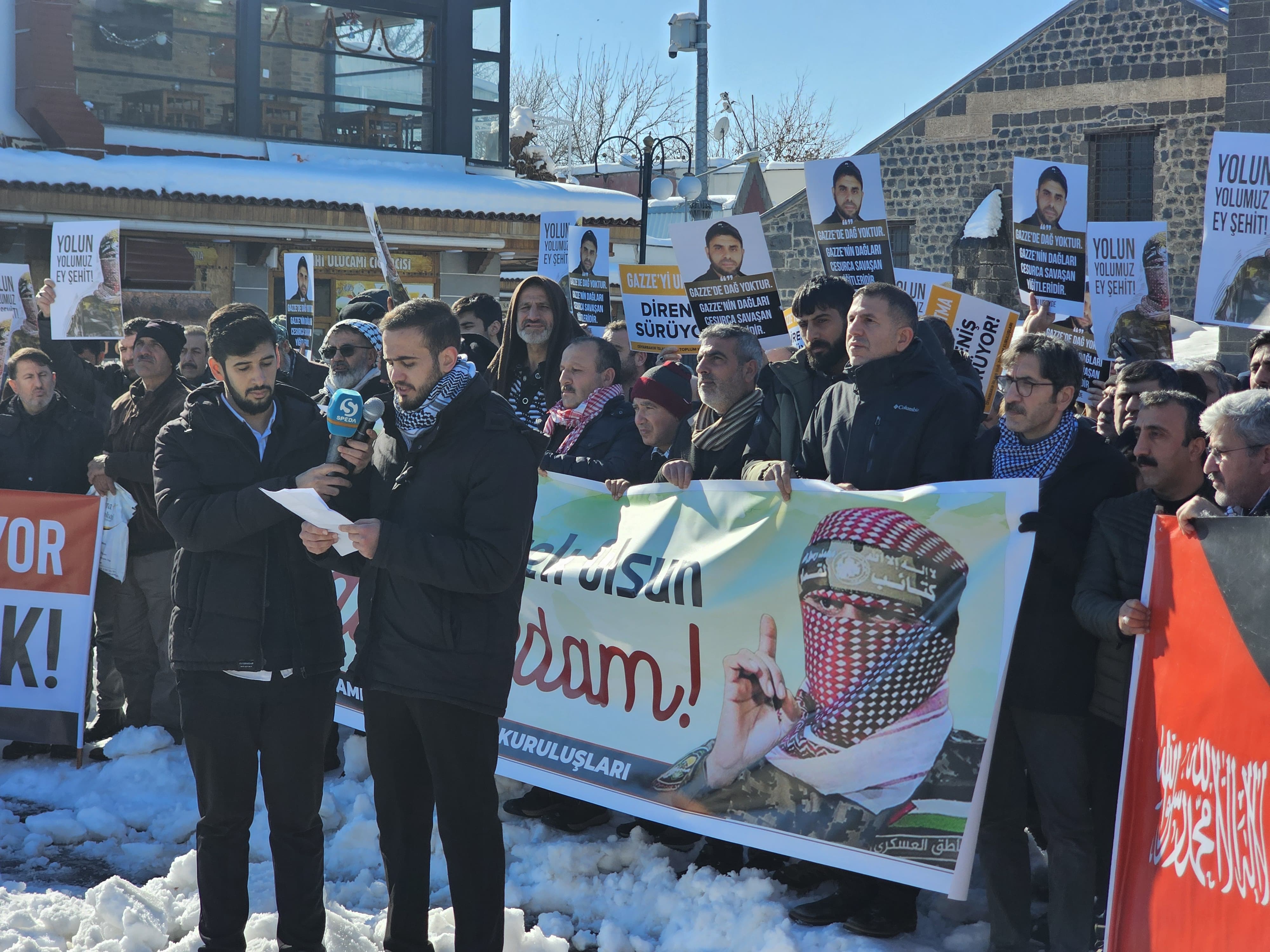 Diyarbakır'da Ebu Ubeyde için duygusal anma ve basın açıklaması - Görsel 15