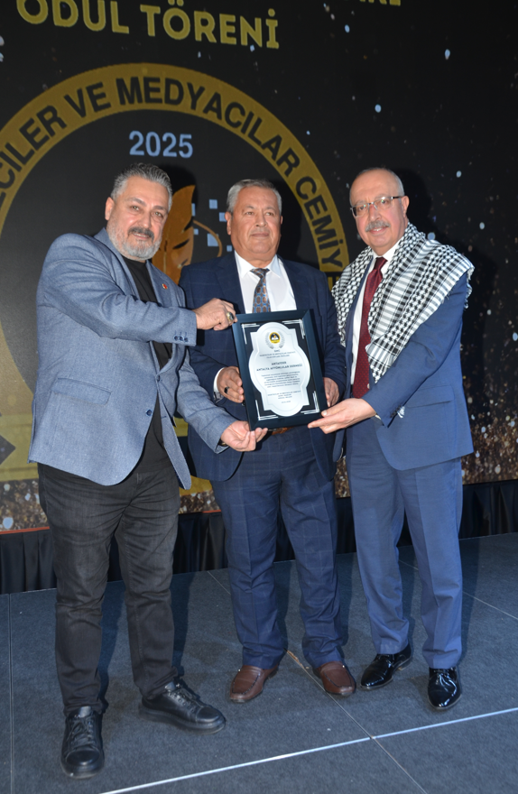 Yılın En Başarılı STK’ları Antalya’da Ödüllendirildi - Görsel 52