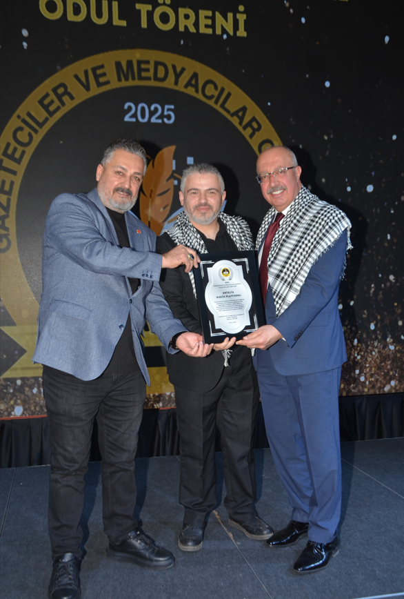 Yılın En Başarılı STK’ları Antalya’da Ödüllendirildi - Görsel 60