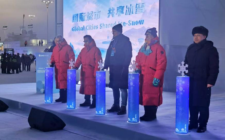 AYNALI ÇİN’DE PALANDÖKEN VE KIŞ TURİZMİNİ ANLATTI - Görsel 3