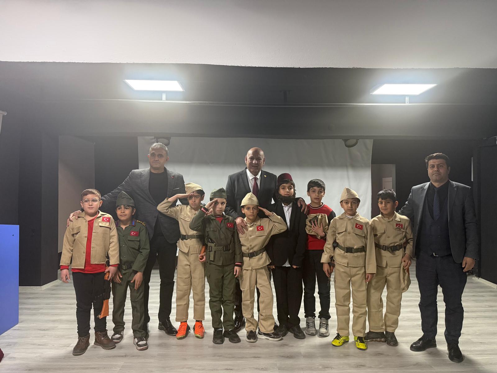 İlkokul Öğrencilerinin Asker Elbisesi İsteğini MHP'li Başkan Arslan Karşıladı  - Görsel 11