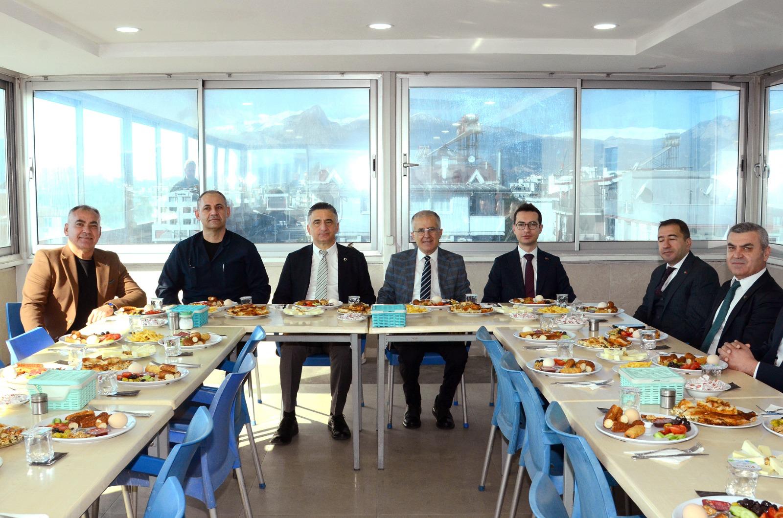 ANTALYA’NIN EN İYİ OTO SERVİSİ TURGUT OTOMOTİV PLAZA’DA ANLAMLI SABAH KAHVALTISI BULUŞMASI - Görsel 3