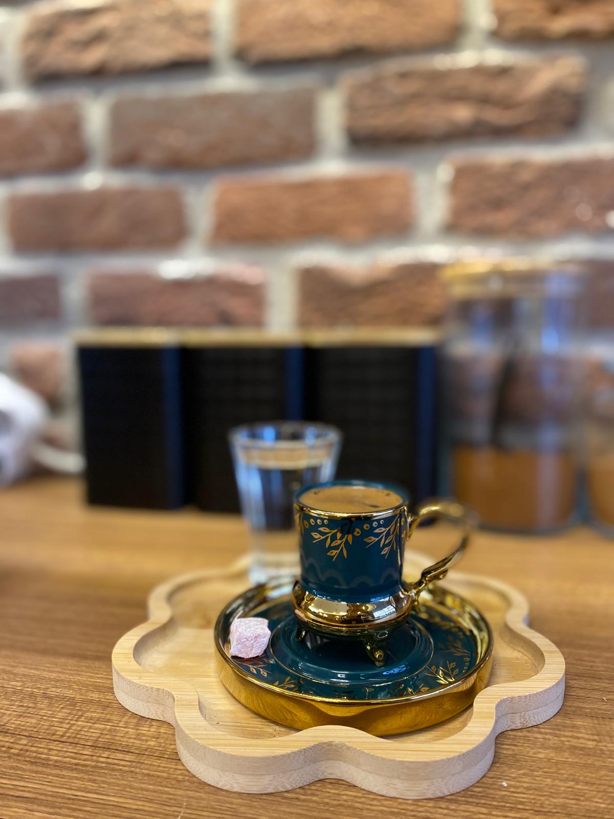 Samsun Terme’de helva nerede yenir sorusuna Helvacı Abdullah 1960 dondurmalı irmik helvasıyla yanıt veriyor - Görsel 2