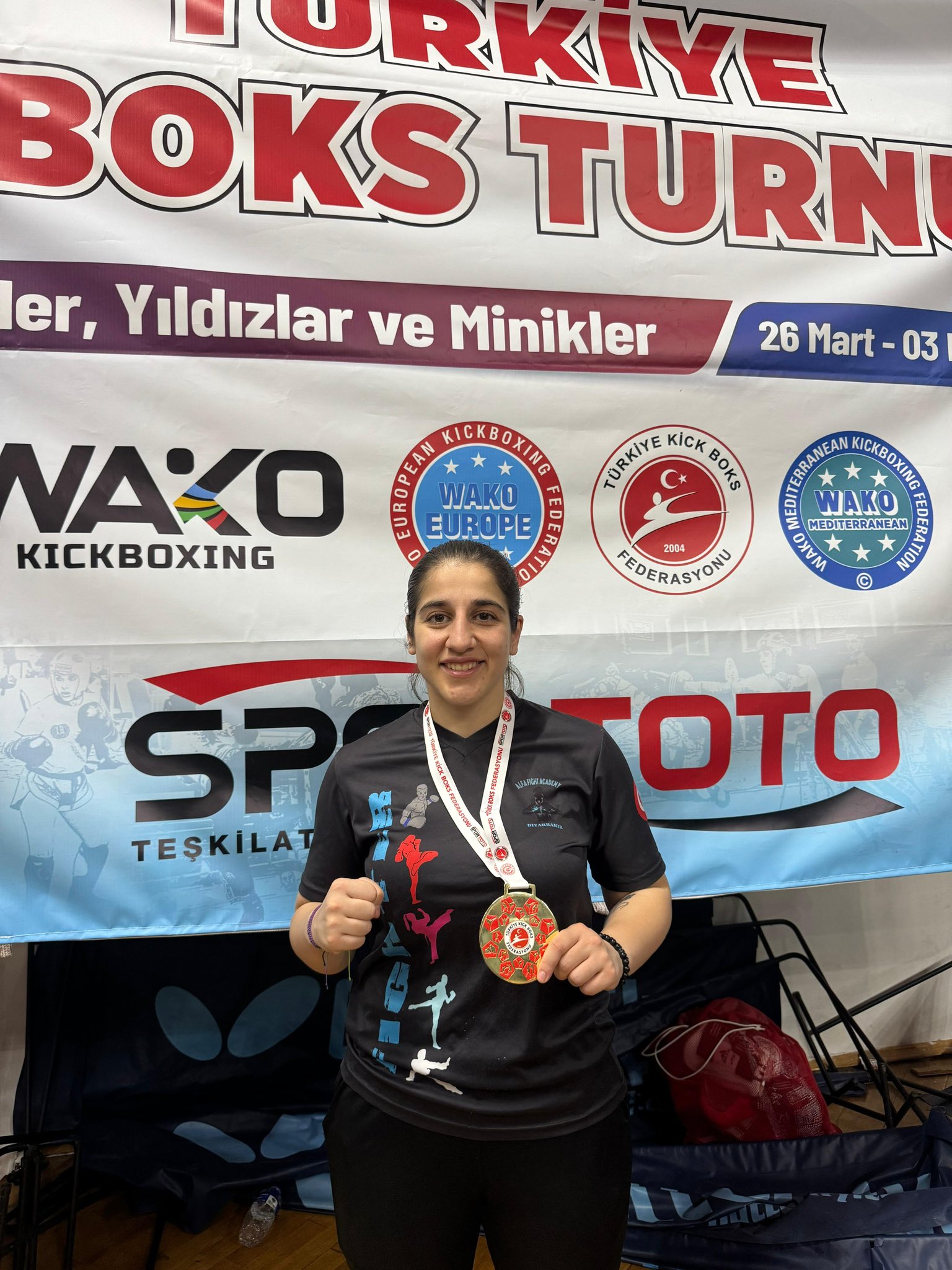 KİCK BOKS'TA DİCLE ÜNİVERSİTESİ'NE BÜYÜK GURUR  TÜRKİYE ŞAMPİYONU OLDU  - Görsel 2