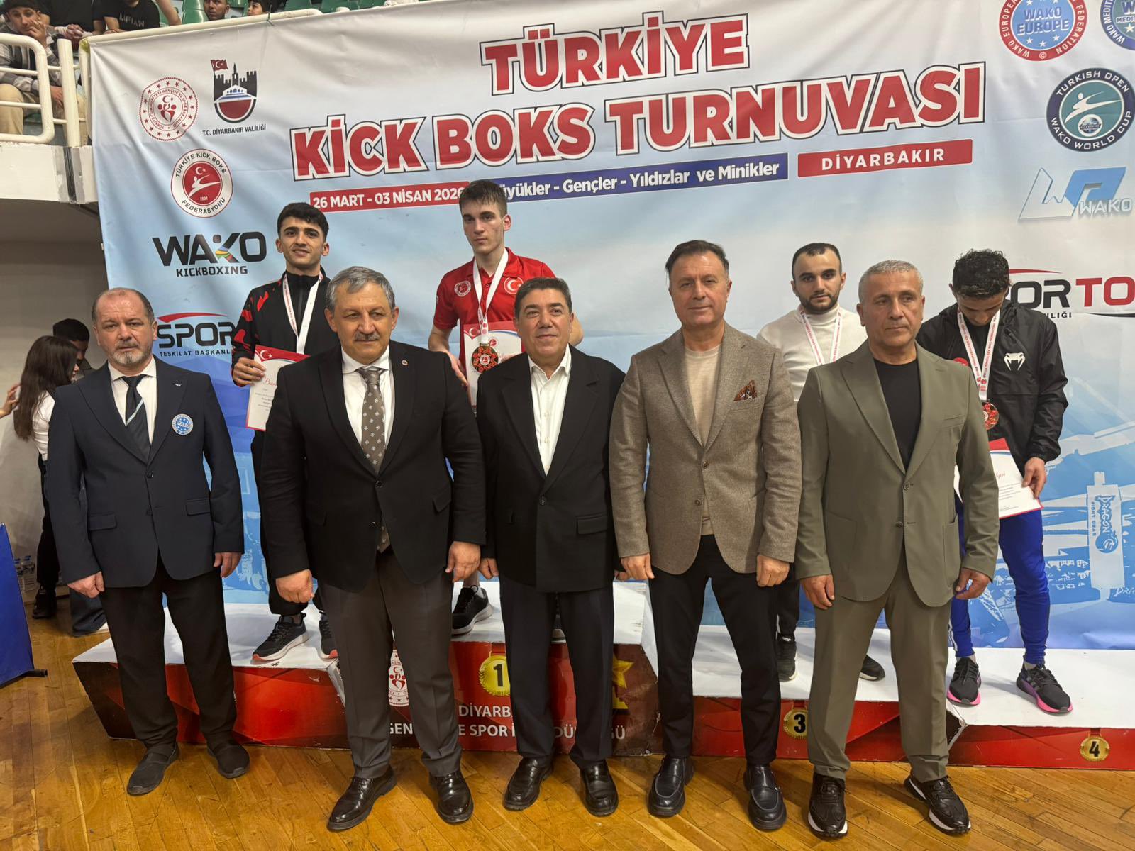 KİCK BOKS'TA DİCLE ÜNİVERSİTESİ'NE BÜYÜK GURUR  TÜRKİYE ŞAMPİYONU OLDU  - Görsel 3