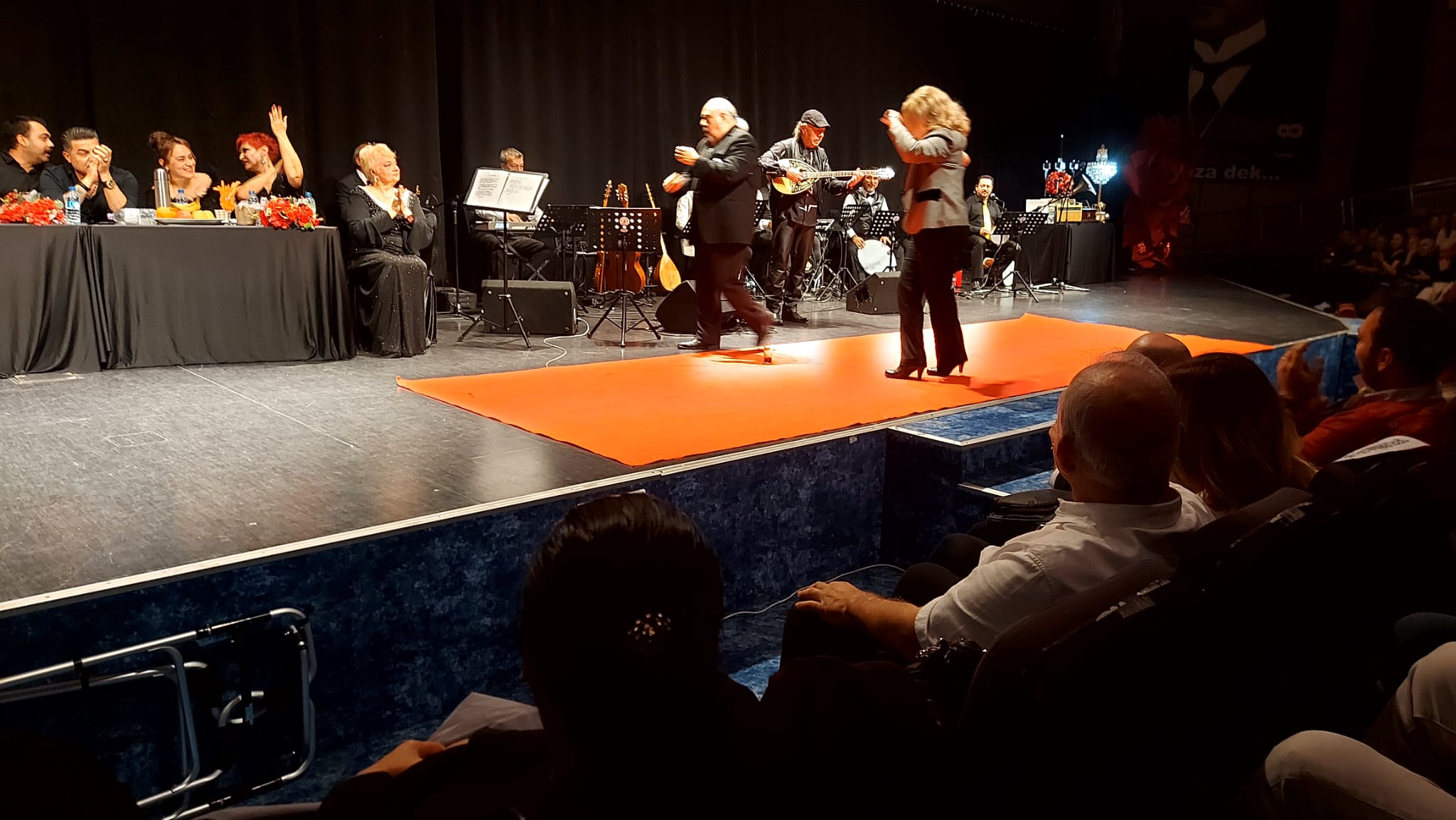 Antalya’da Nostalji Rüzgarı: “Nurdan Ayhan Gazinosu” Büyük İlgi Gördü - Görsel 1