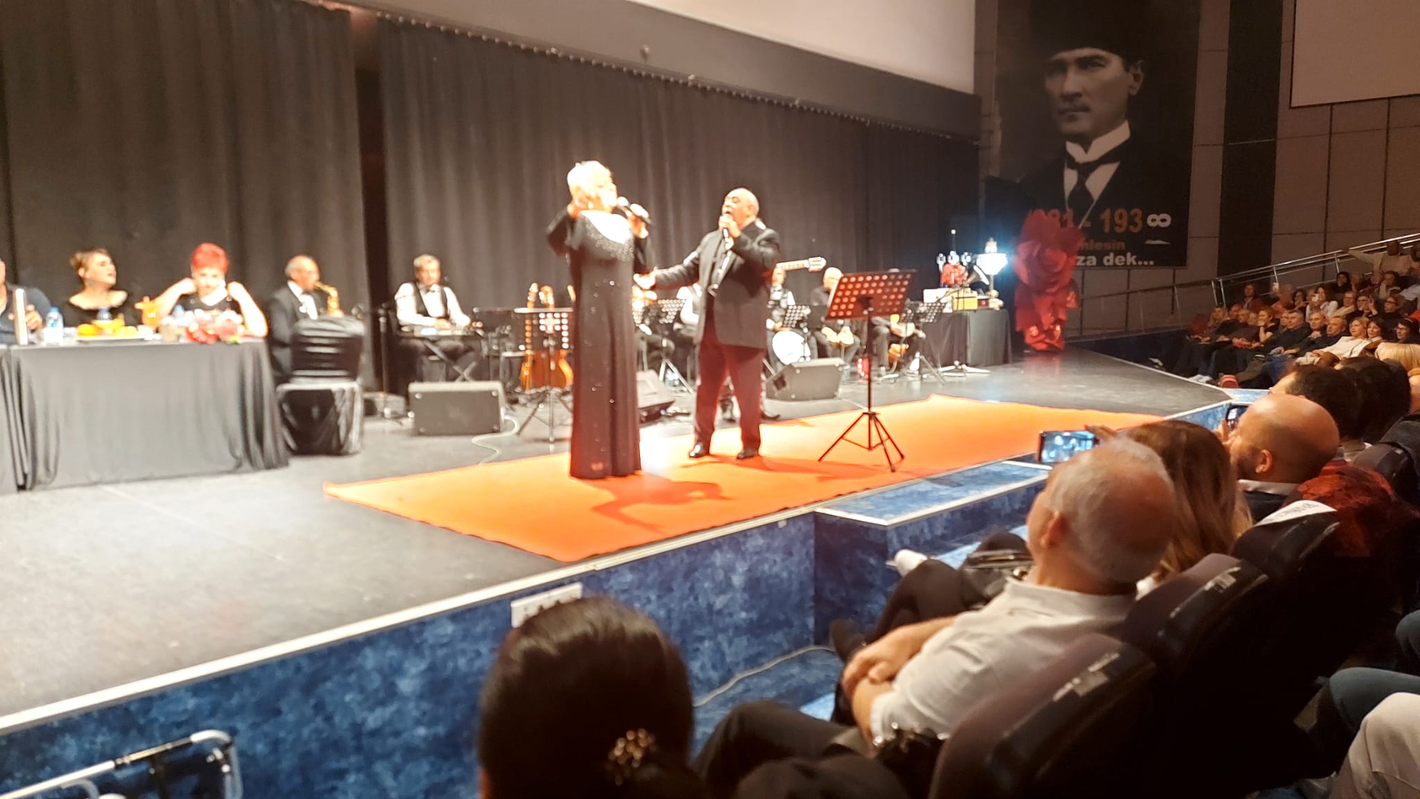 Antalya’da Nostalji Rüzgarı: “Nurdan Ayhan Gazinosu” Büyük İlgi Gördü - Görsel 5