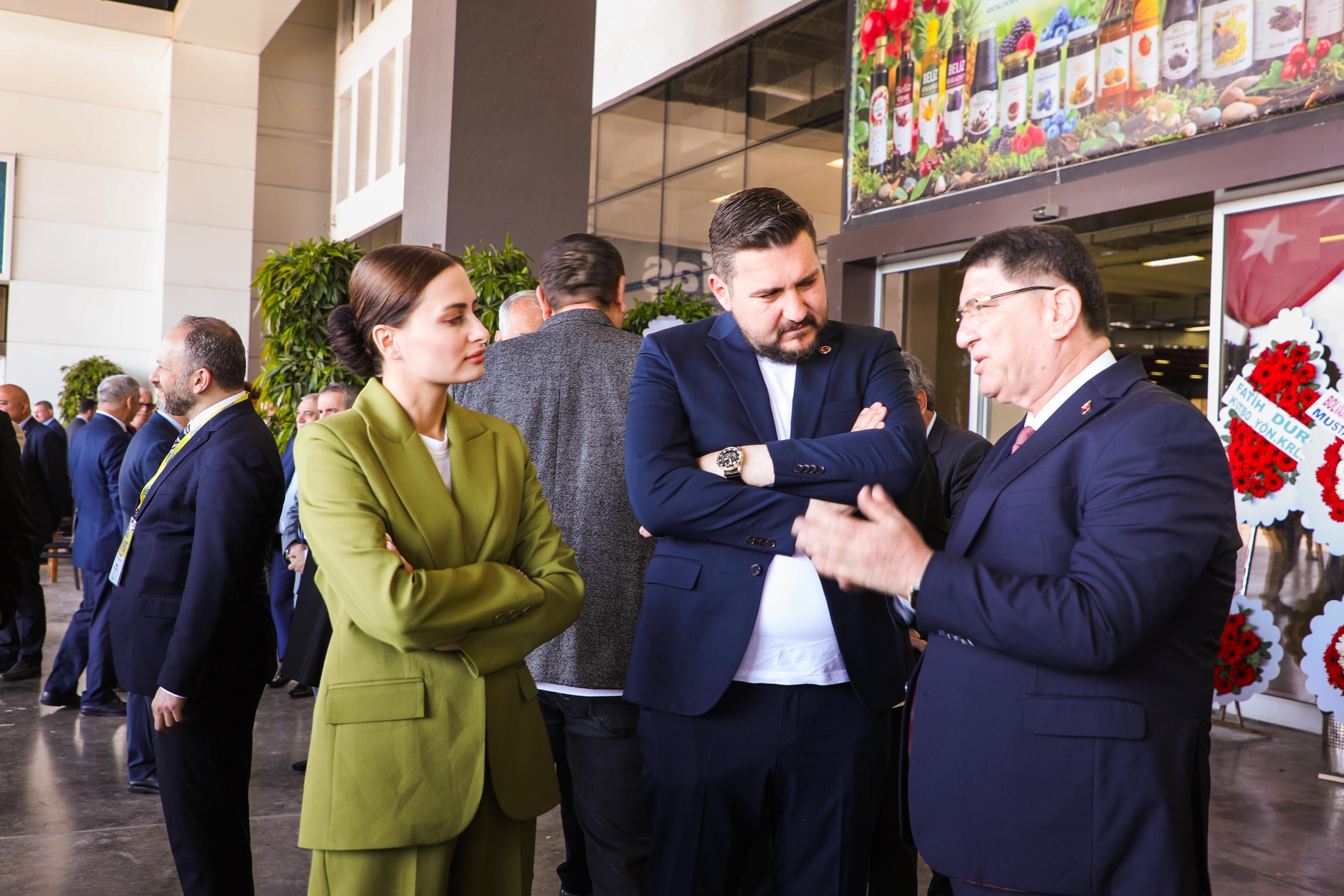 FUARIN KALBİ BU STANDDA ATIYOR: KORKUTELİ LEZZETLERİ YÖREX’E DAMGASINI VURDU! - Görsel 13