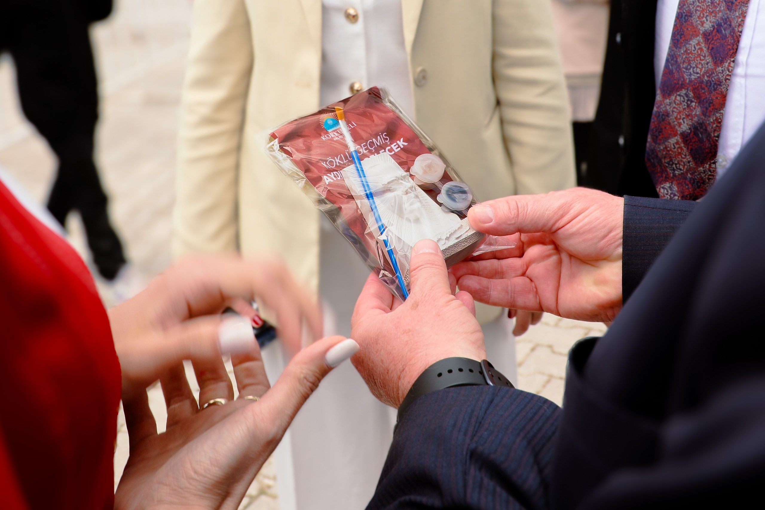 Korkuteli’de 23 Nisan Coşkusu: Çocuklar Bayramın Tadını Doyasıya Çıkardı! - Görsel 9