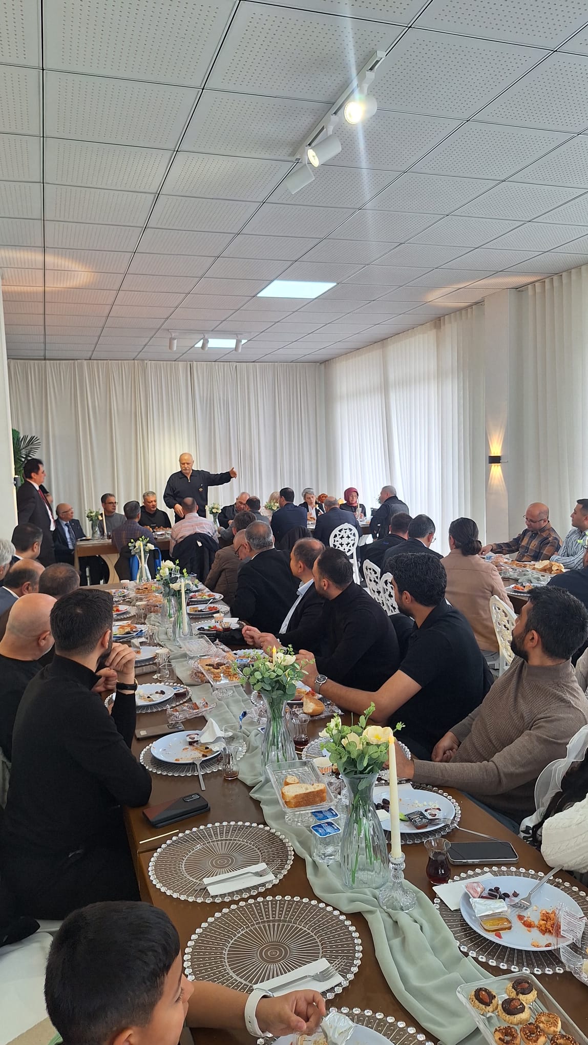 Eskişehir’de Adıyamanlılar Kahvaltıda Buluştu: Birlik ve Beraberlik Mesajı Verildi - Görsel 1